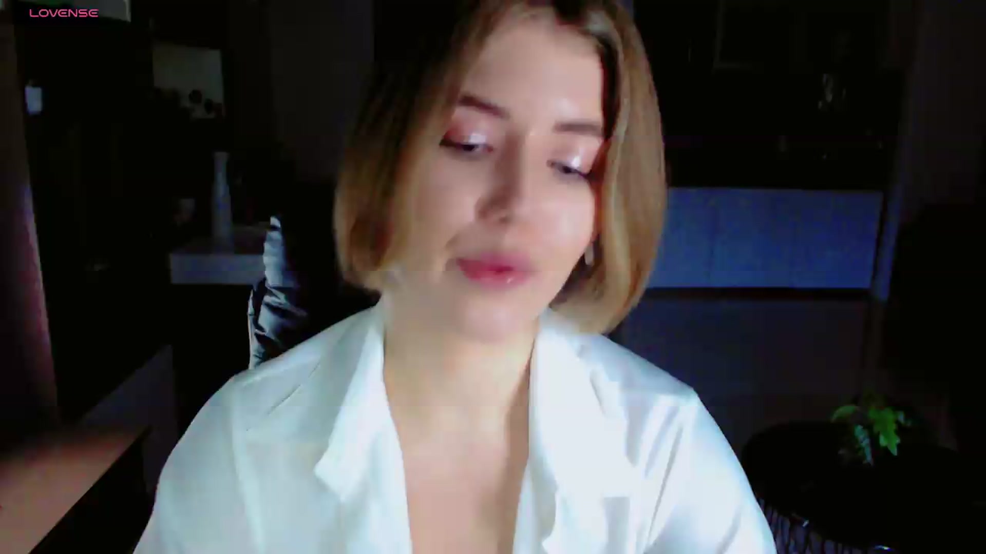 Gallery image thumbnail from KilianSou's myfreecams stream on, 08/19/2026, 06:13 image 17 of 20