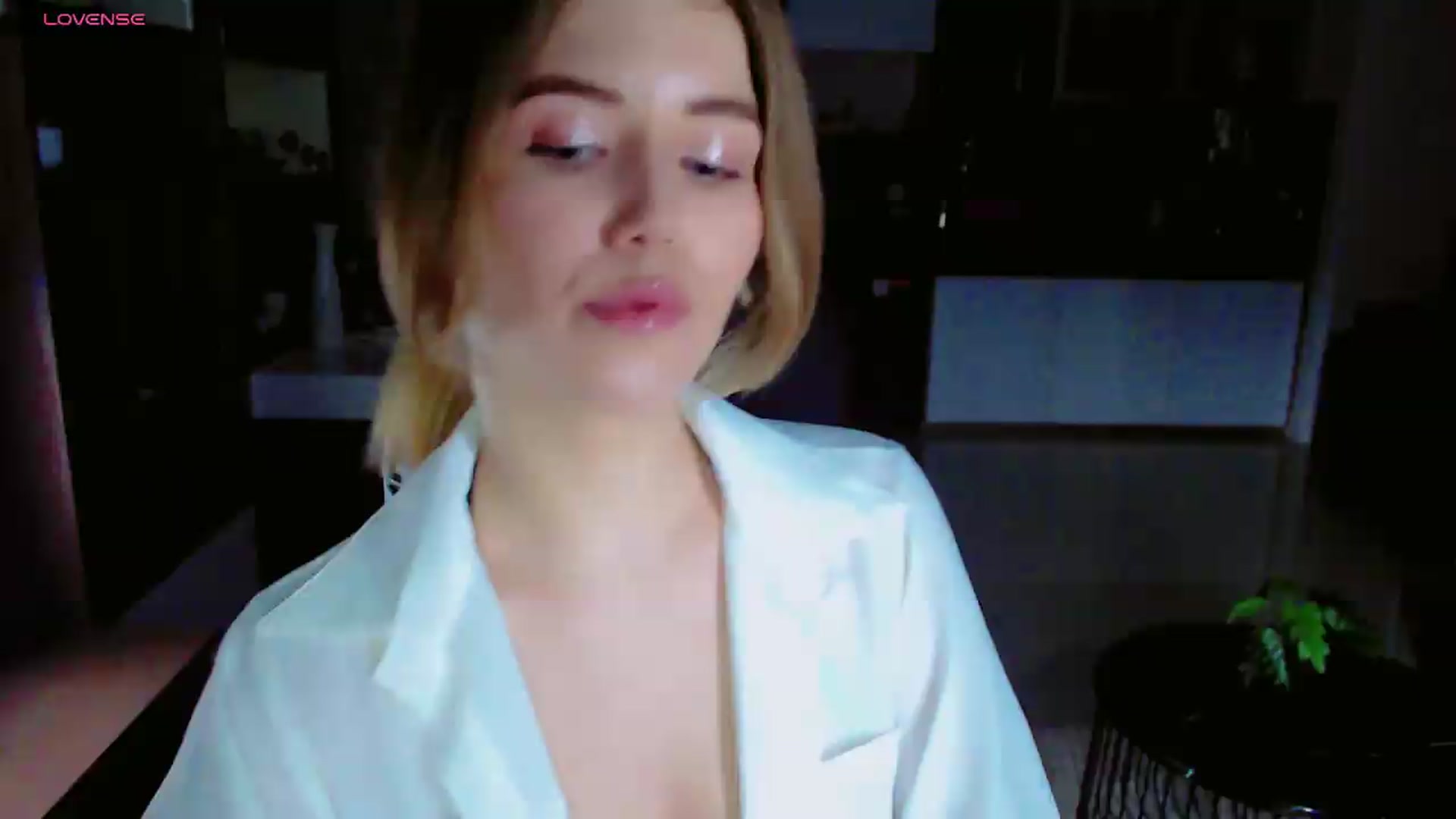 Gallery image thumbnail from KilianSou's myfreecams stream on, 08/19/2026, 06:13 image 15 of 20