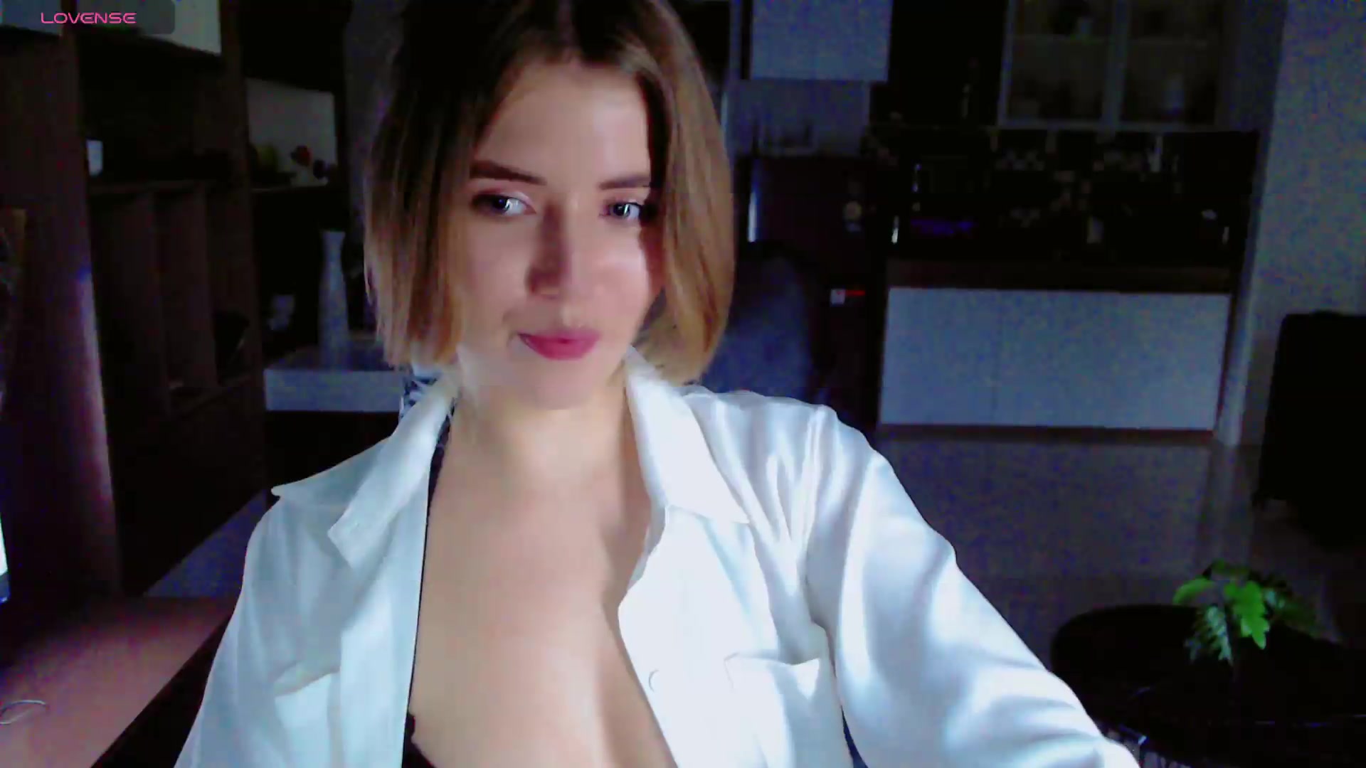 Gallery image thumbnail from KilianSou's myfreecams stream on, 08/19/2026, 08:41 image 18 of 20