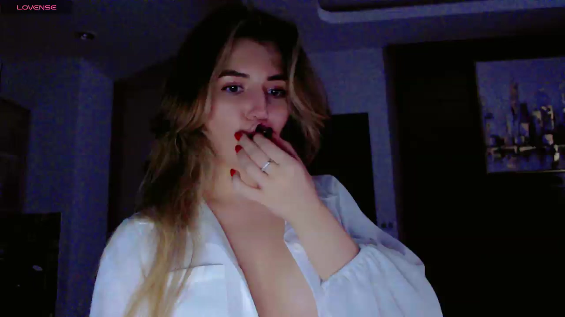 Gallery image thumbnail from KilianSou's myfreecams stream on, 08/19/2026, 09:41 image 9 of 20