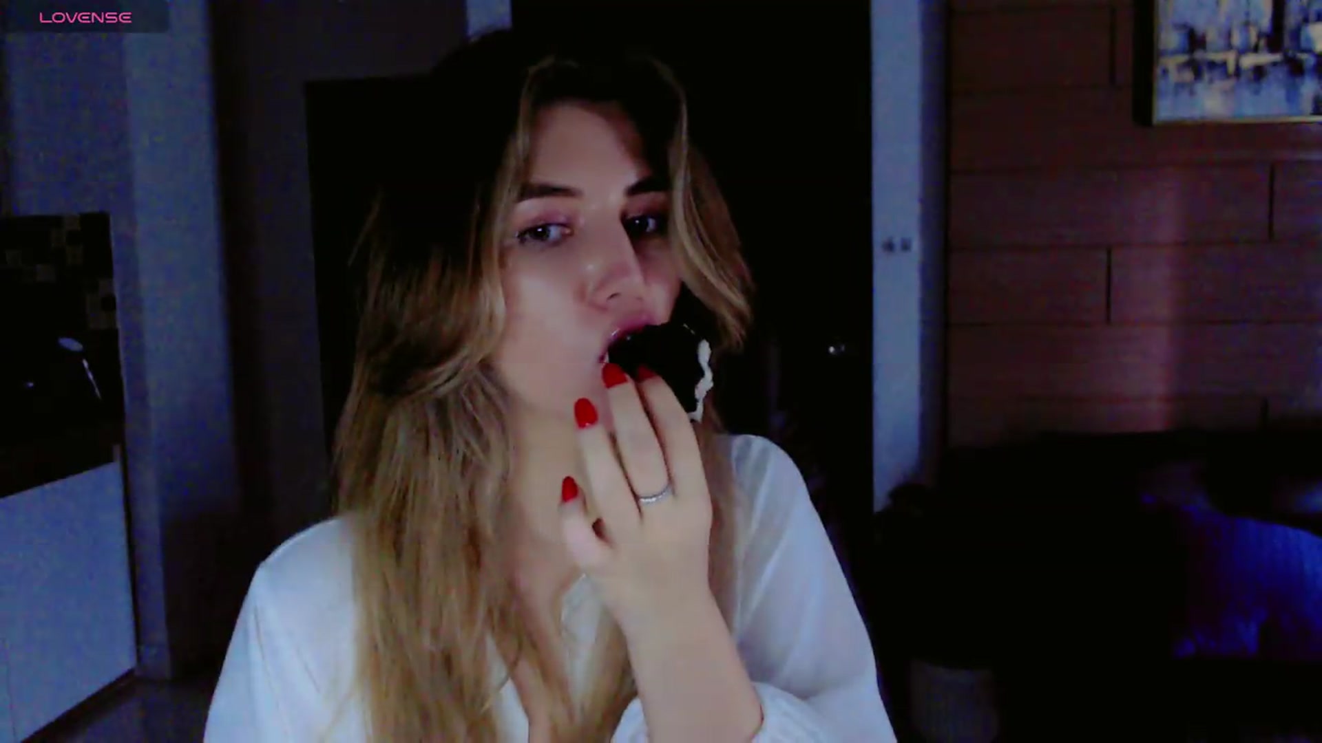 Gallery image thumbnail from KilianSou's myfreecams stream on, 08/19/2026, 09:41 image 20 of 20