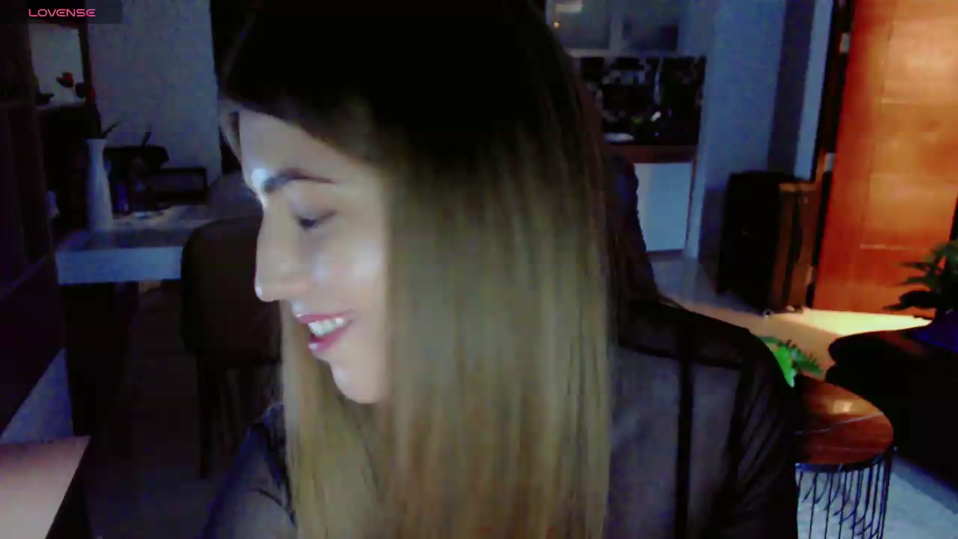 Gallery image thumbnail from KilianSou's myfreecams stream on, 08/22/2026, 05:45 image 13 of 20