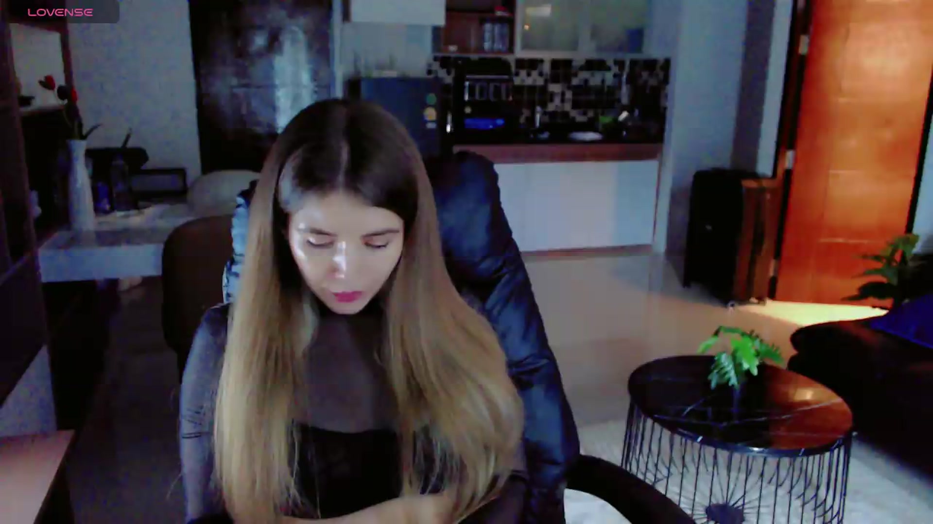 Gallery image thumbnail from KilianSou's myfreecams stream on, 08/22/2026, 05:45 image 16 of 20