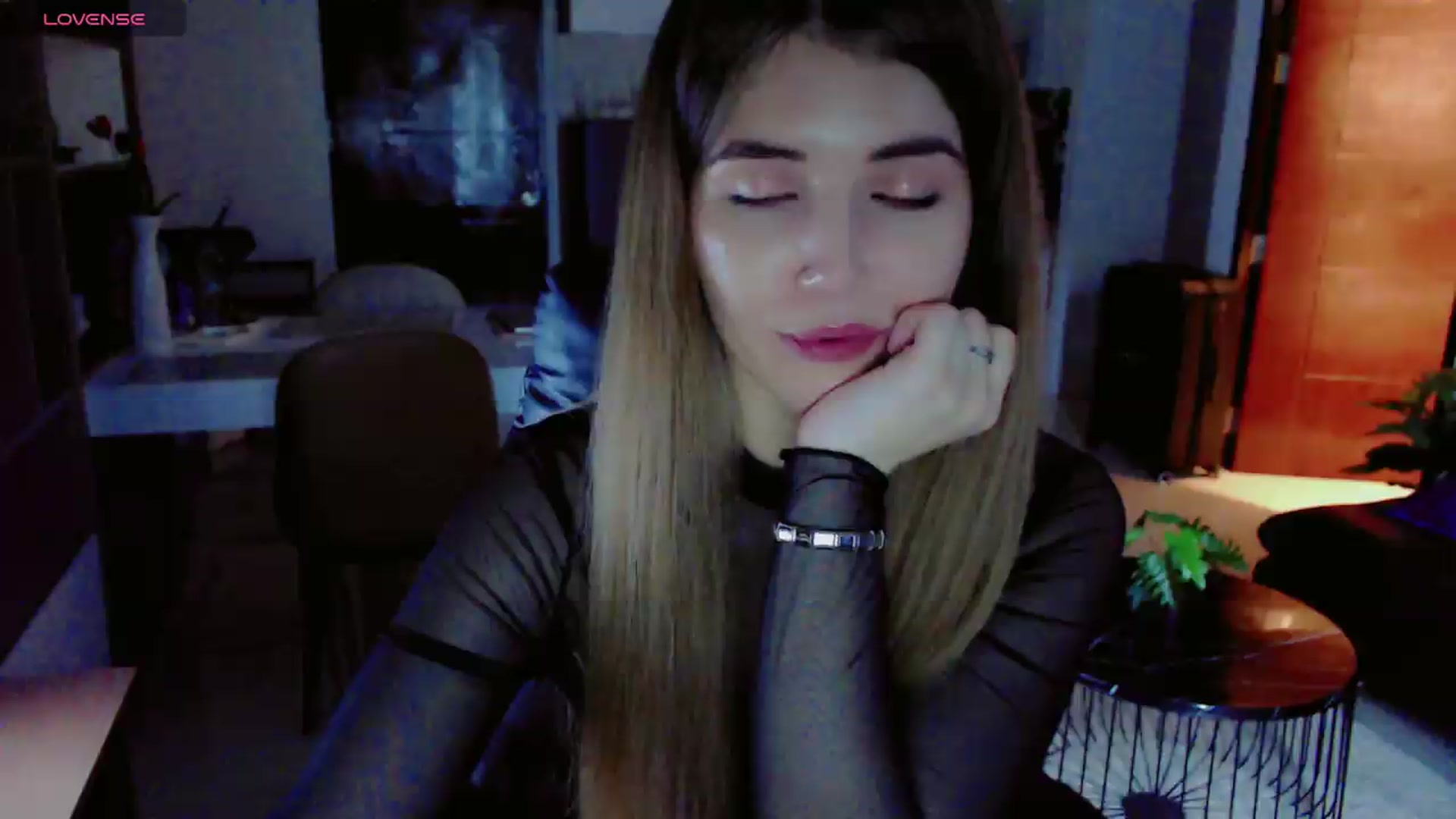 Gallery image thumbnail from KilianSou's myfreecams stream on, 08/22/2026, 05:45 image 11 of 20