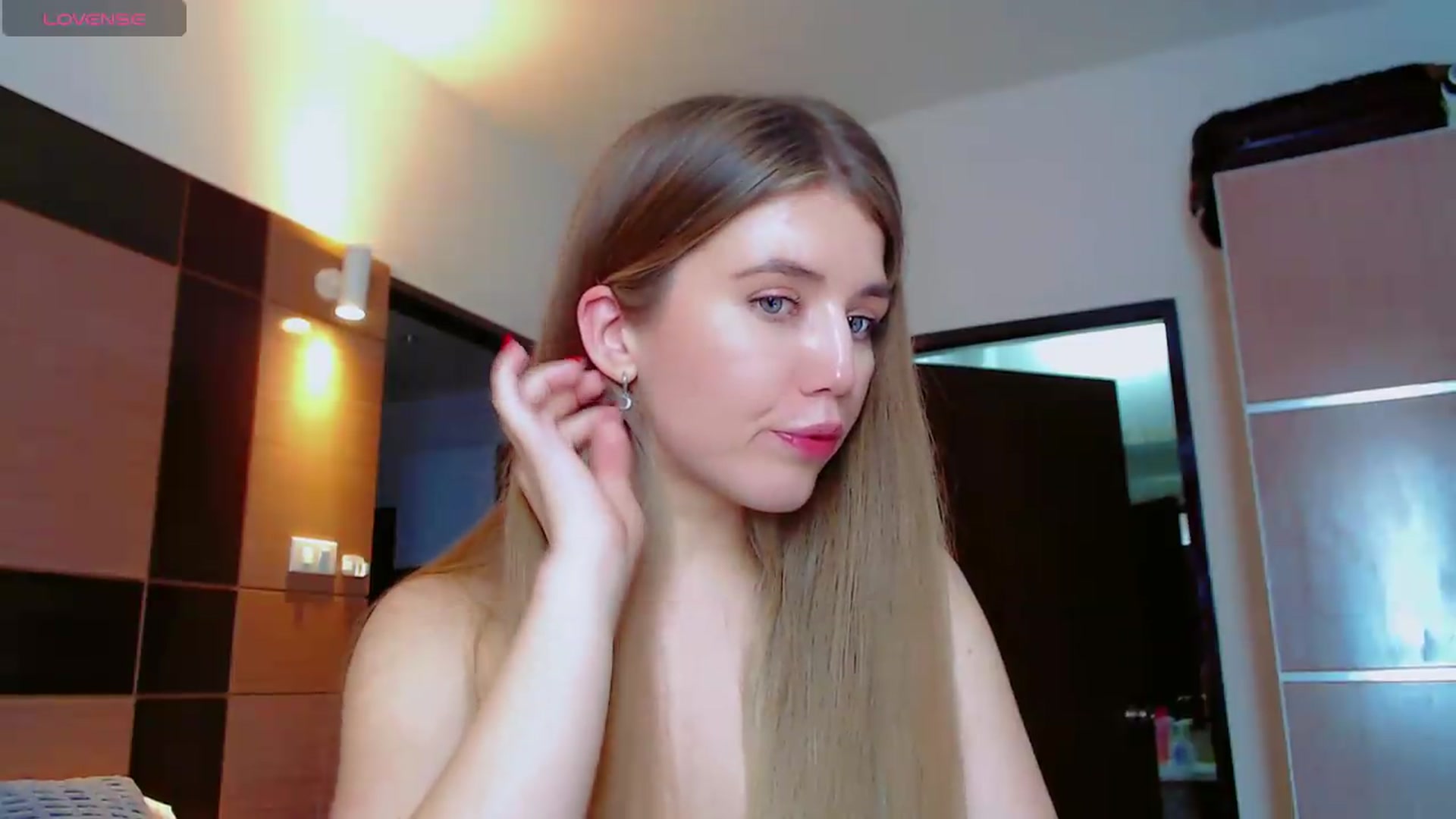 Gallery image thumbnail from KilianSou's myfreecams stream on, 08/22/2026, 09:13 image 2 of 20