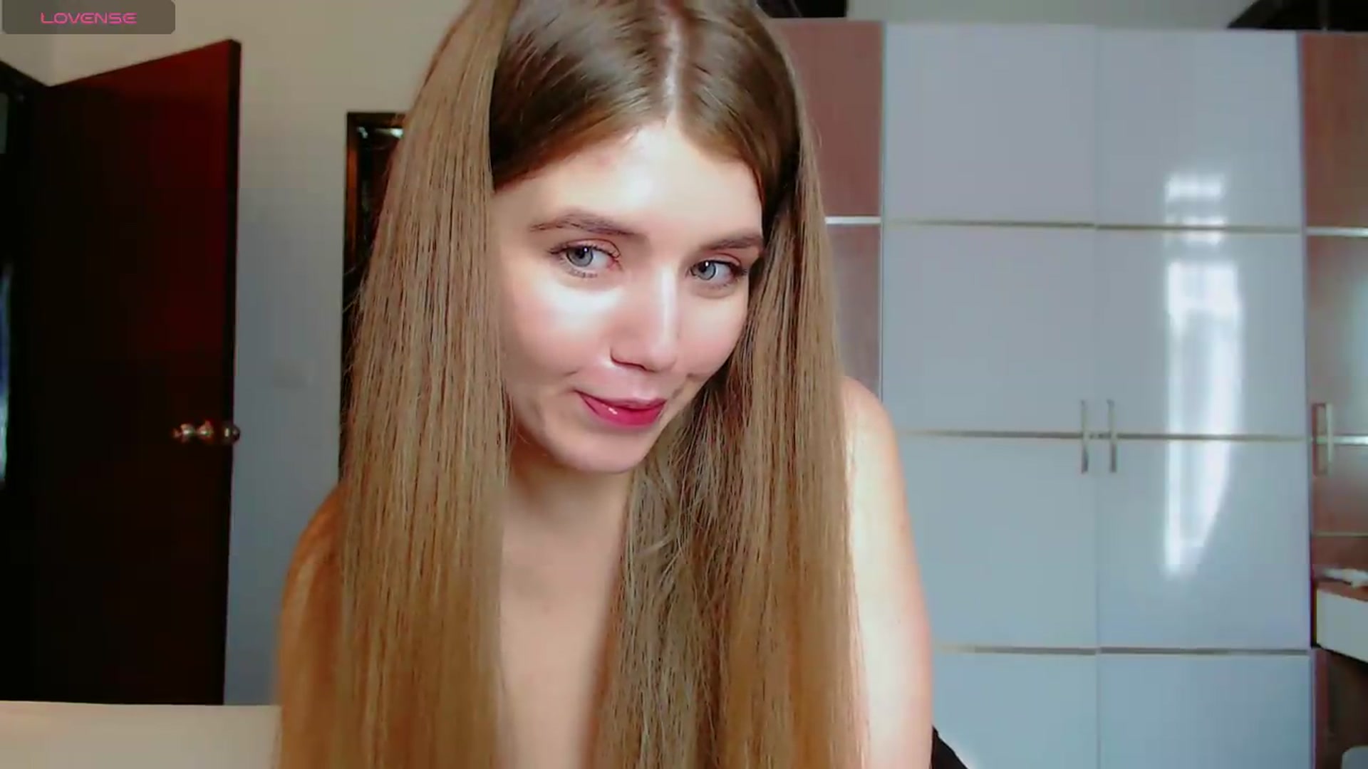 Gallery image thumbnail from KilianSou's myfreecams stream on, 08/22/2026, 09:13 image 10 of 20