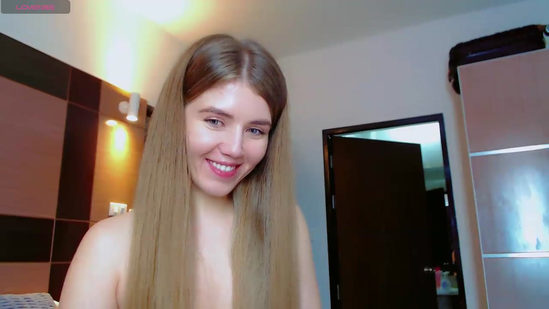 Gallery image thumbnail from KilianSou's myfreecams stream on, 08/22/2026, 09:13 image 5 of 20