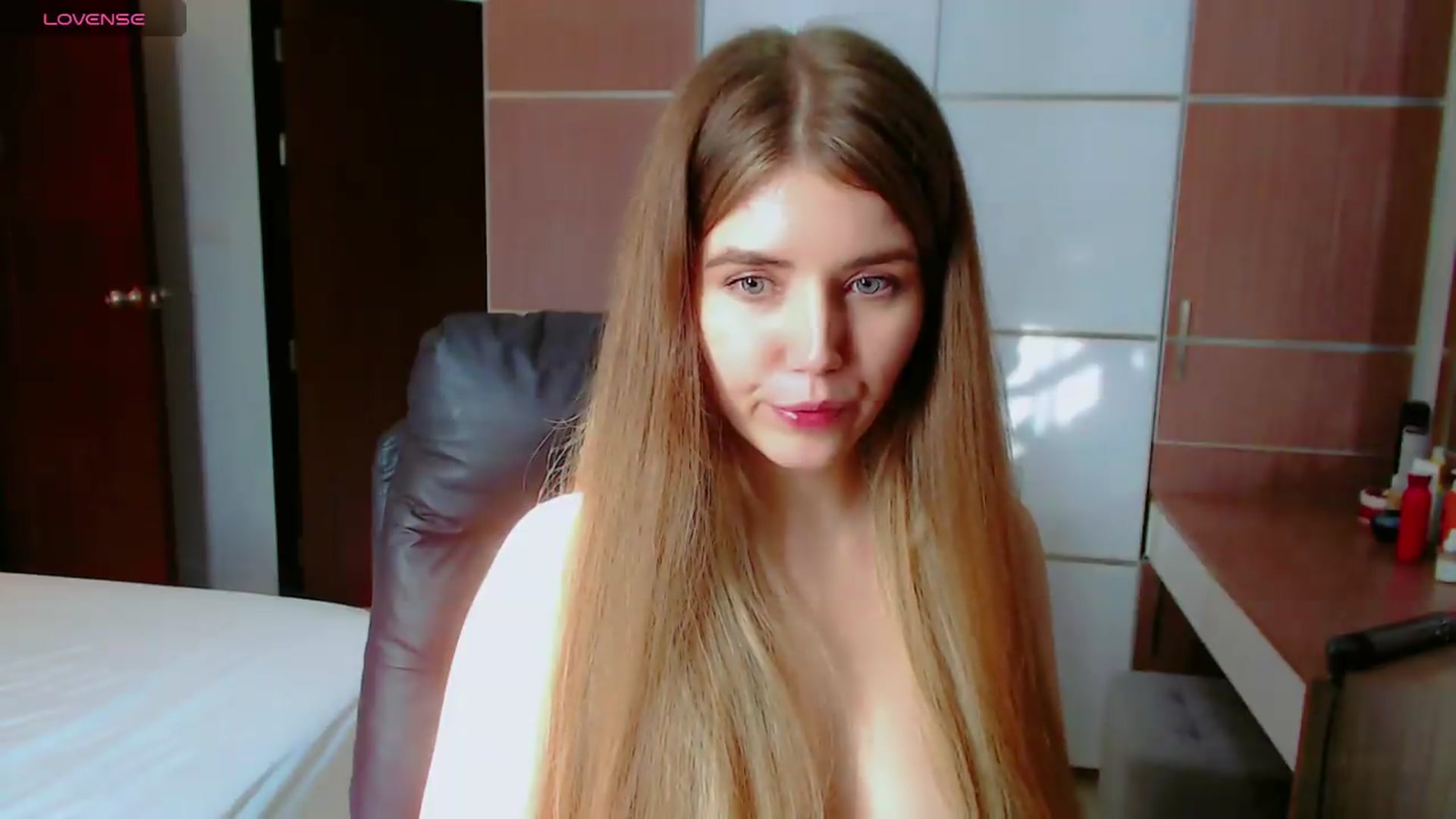 Gallery image thumbnail from KilianSou's myfreecams stream on, 08/22/2026, 09:29 image 8 of 20