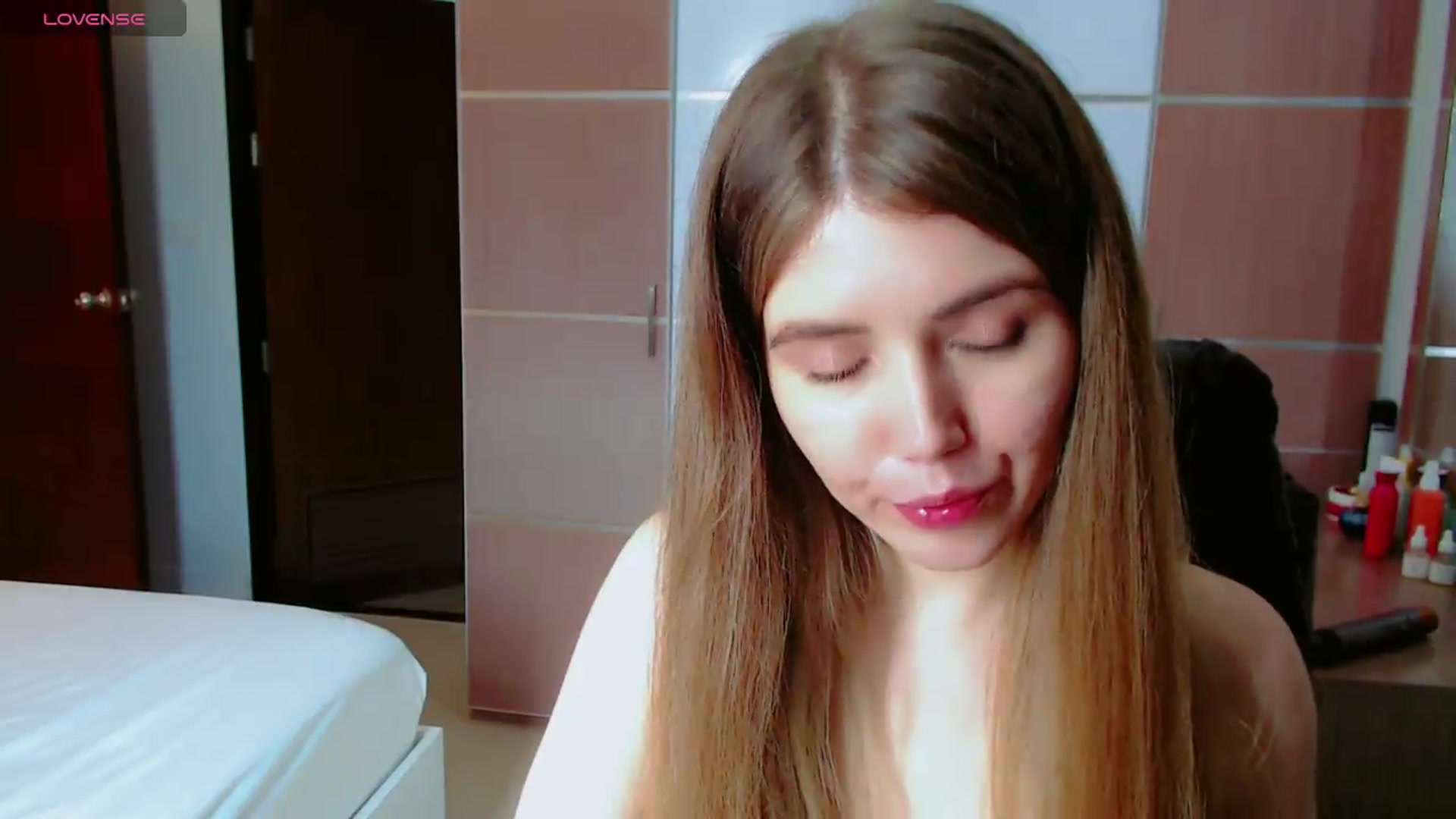 Gallery image thumbnail from KilianSou's myfreecams stream on, 08/22/2026, 09:29 image 13 of 20