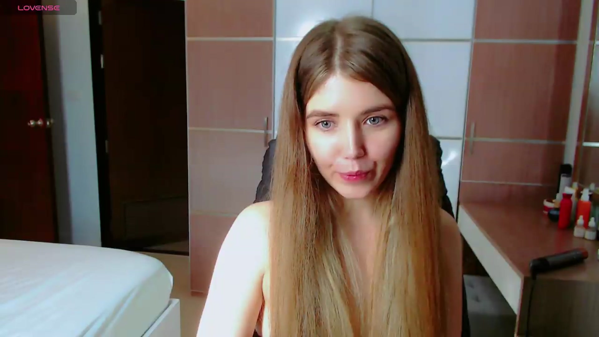Gallery image thumbnail from KilianSou's myfreecams stream on, 08/22/2026, 09:29 image 15 of 20