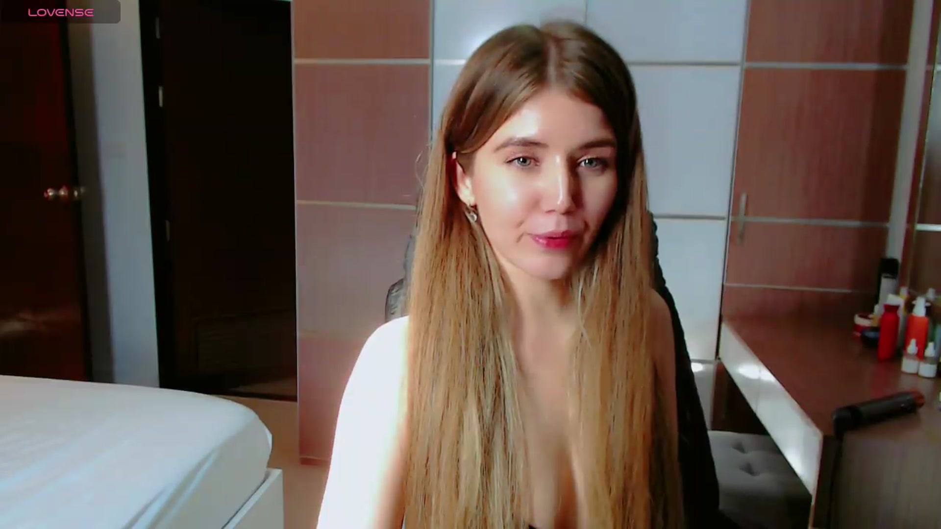 Gallery image thumbnail from KilianSou's myfreecams stream on, 08/22/2026, 09:56 image 19 of 20