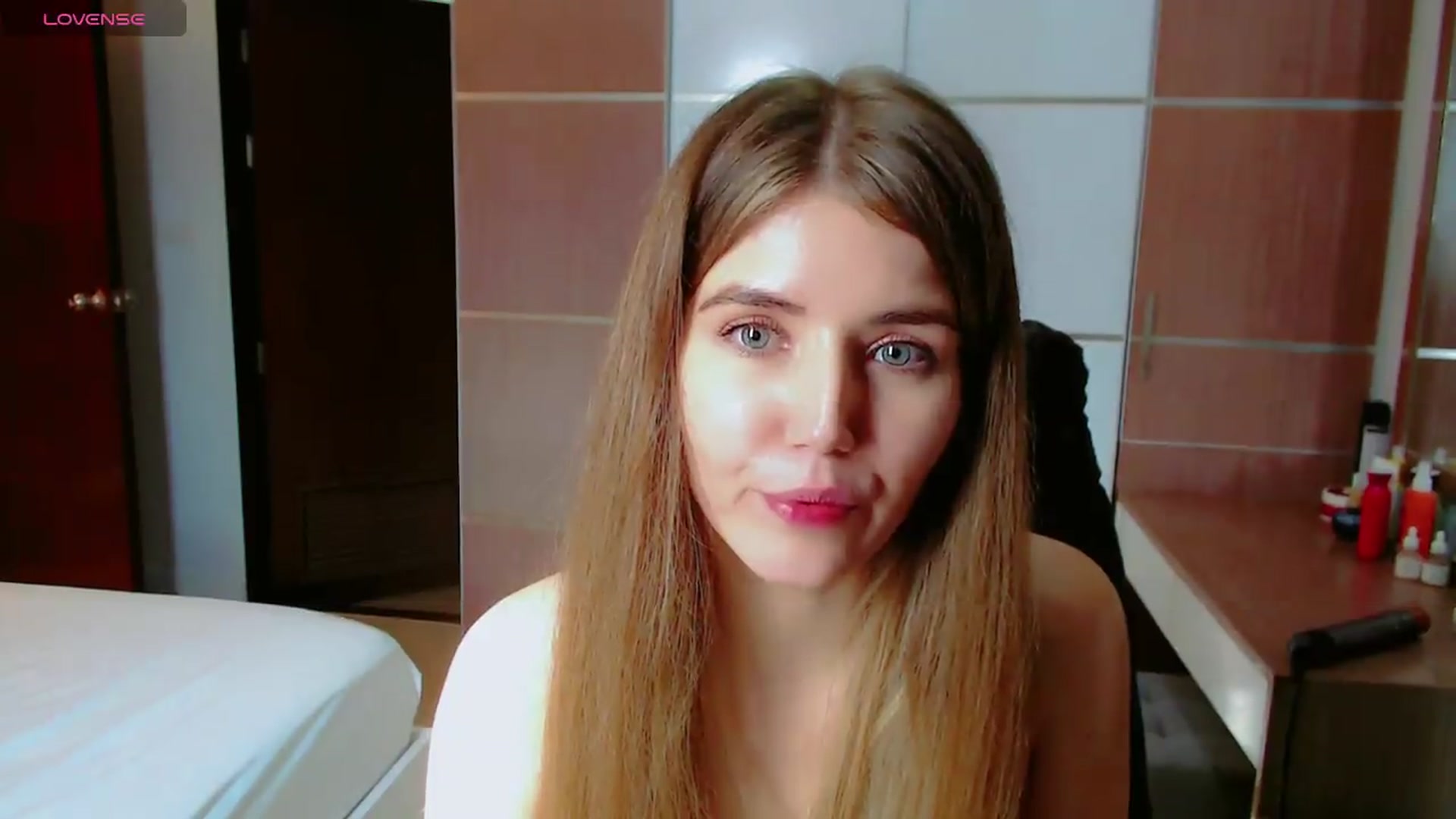 Gallery image thumbnail from KilianSou's myfreecams stream on, 08/22/2026, 09:56 image 4 of 20