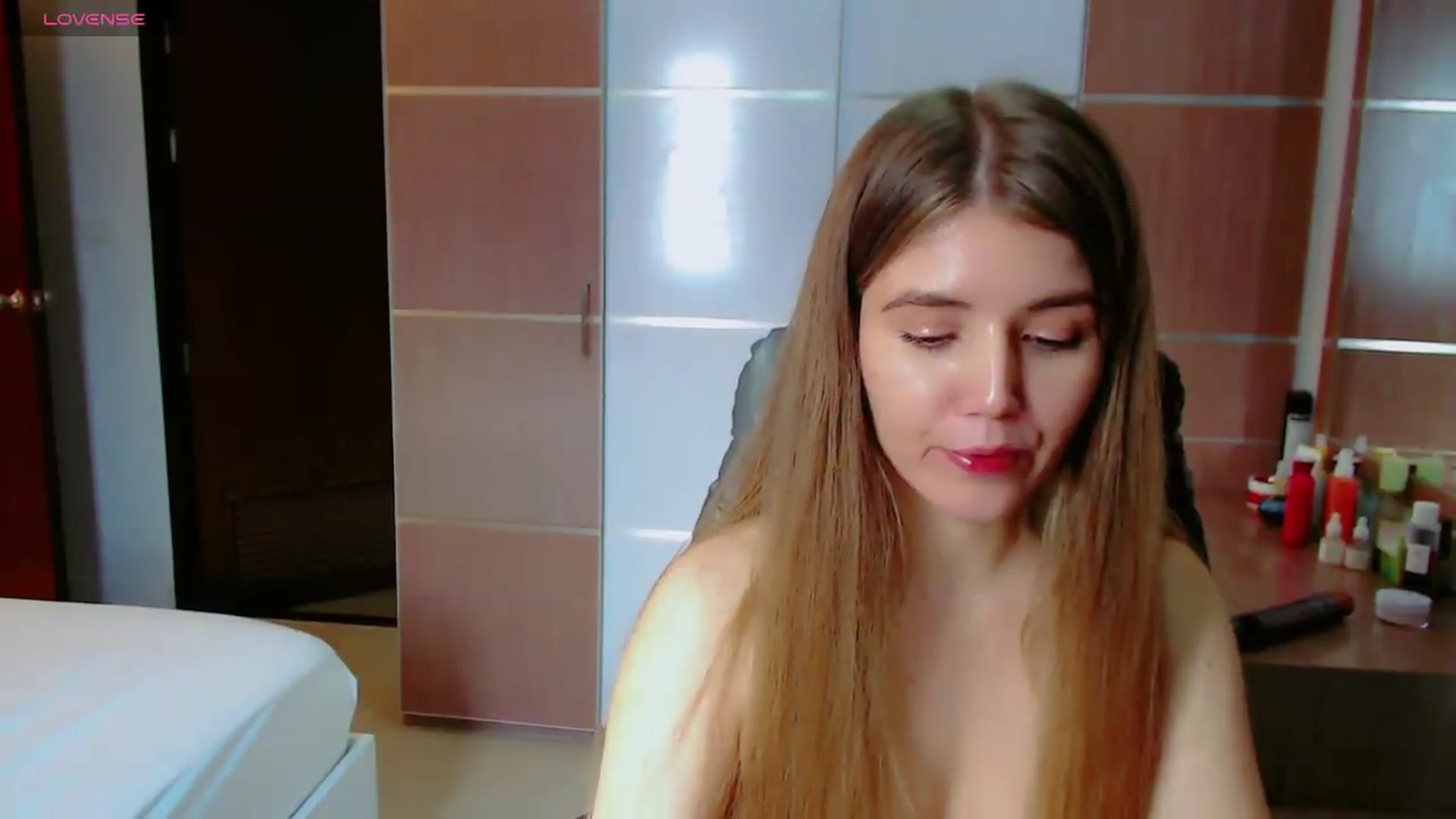 Gallery image thumbnail from KilianSou's myfreecams stream on, 08/22/2026, 10:59 image 8 of 20