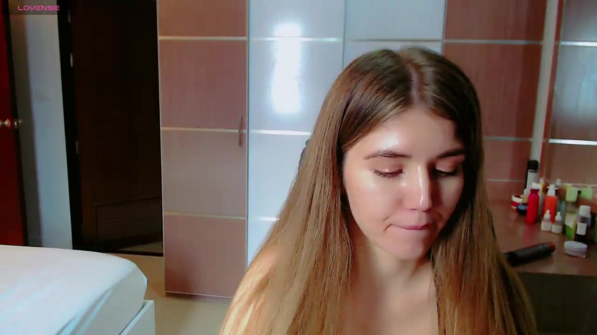 Gallery image thumbnail from KilianSou's myfreecams stream on, 08/22/2026, 10:59 image 6 of 20