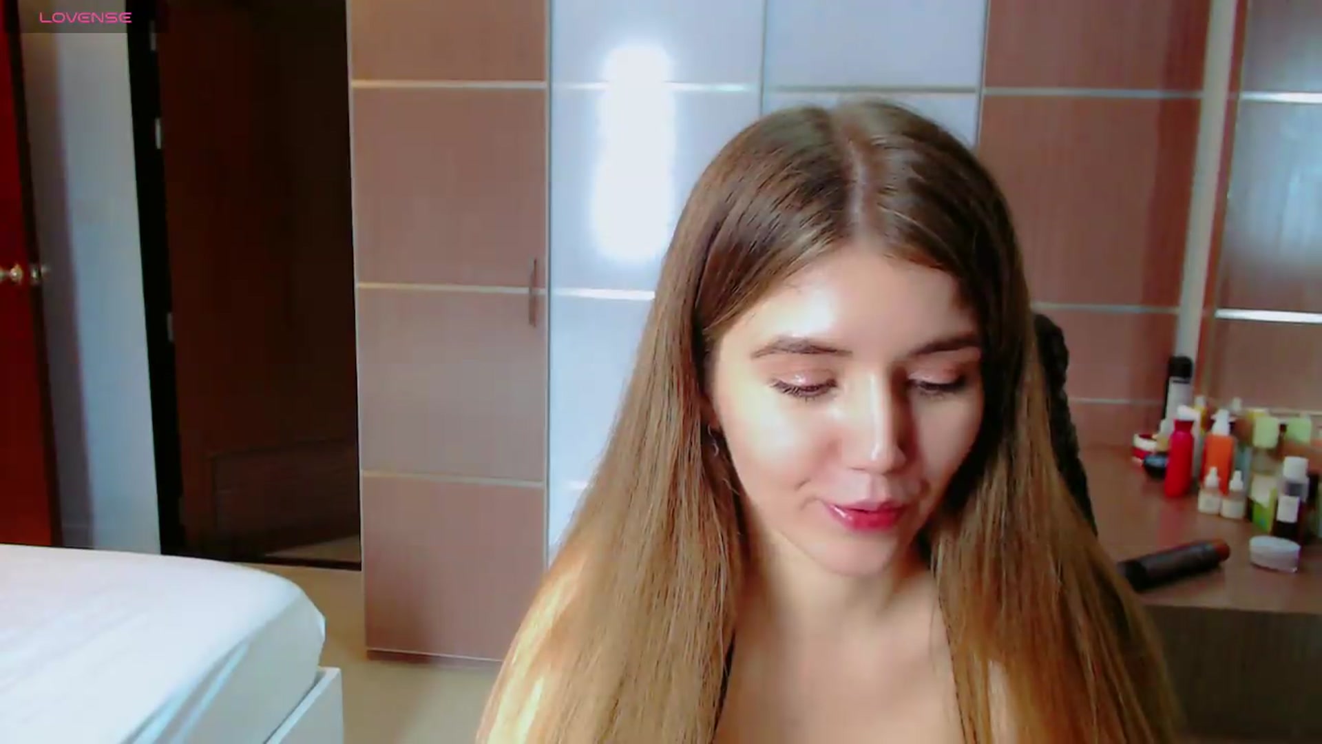 Gallery image thumbnail from KilianSou's myfreecams stream on, 08/22/2026, 10:59 image 5 of 20
