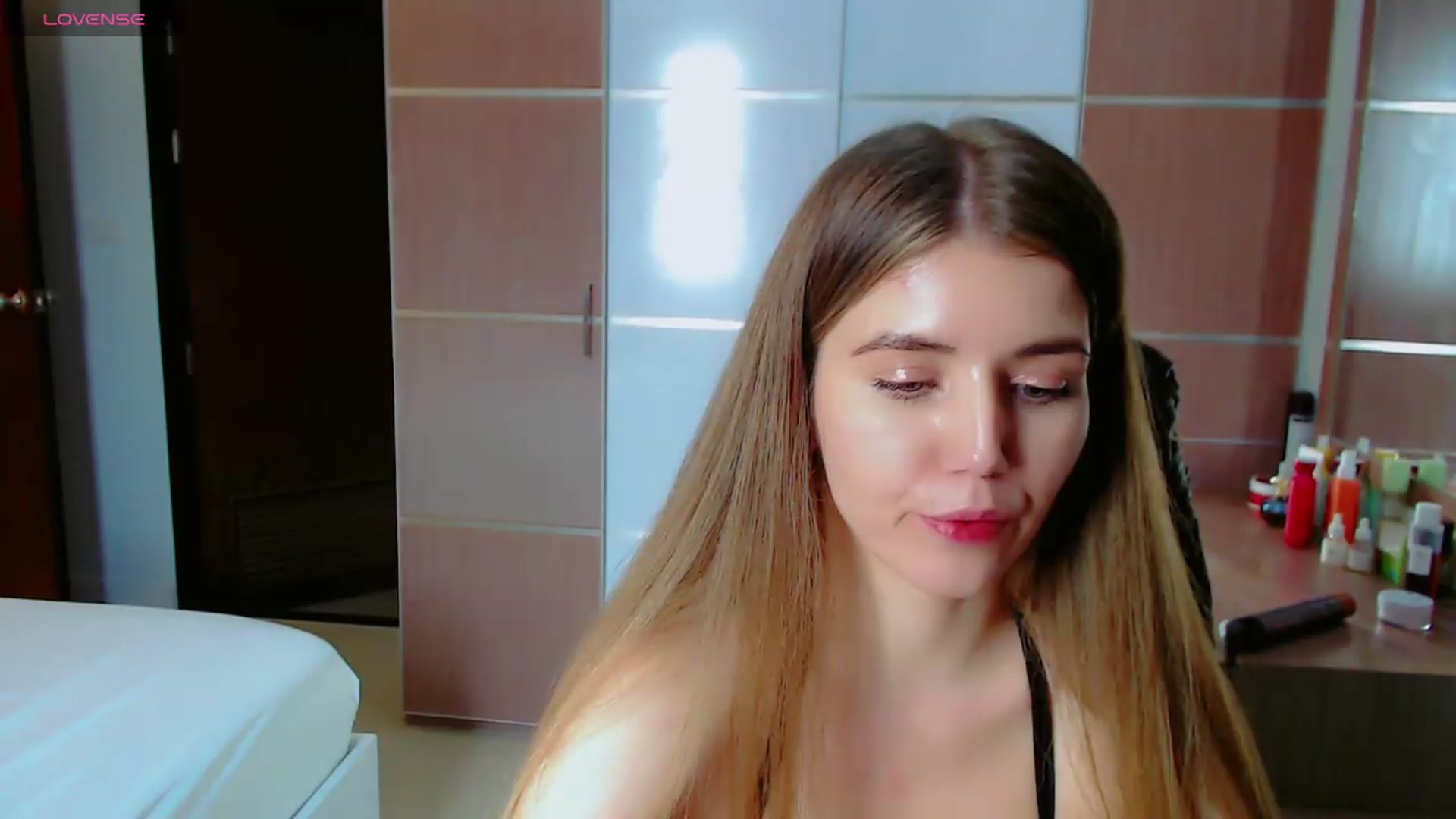 Gallery image thumbnail from KilianSou's myfreecams stream on, 08/22/2026, 10:59 image 13 of 20