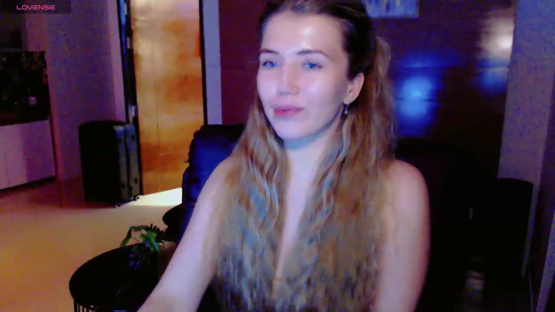 Gallery image thumbnail from KilianSou's myfreecams stream on, 08/23/2026, 09:56 image 17 of 20