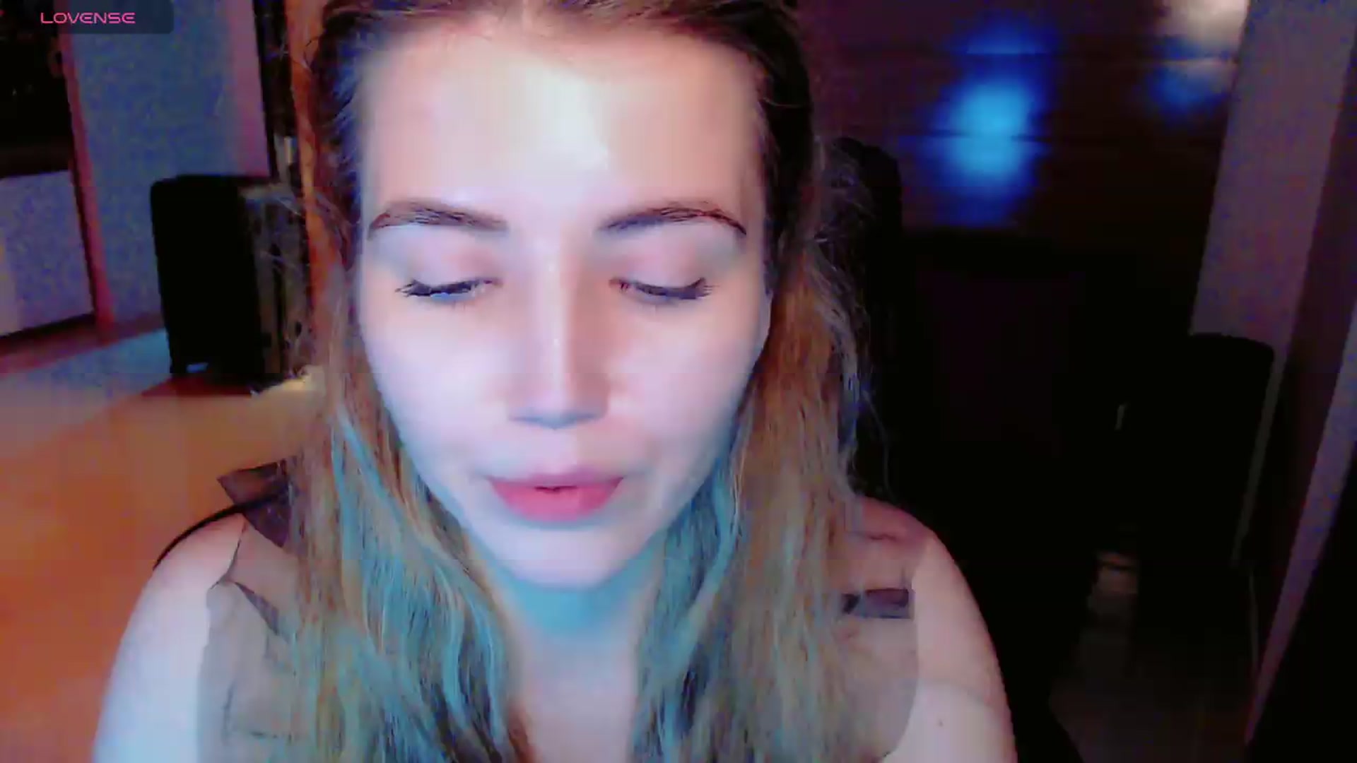 Gallery image thumbnail from KilianSou's myfreecams stream on, 08/23/2026, 10:46 image 4 of 20