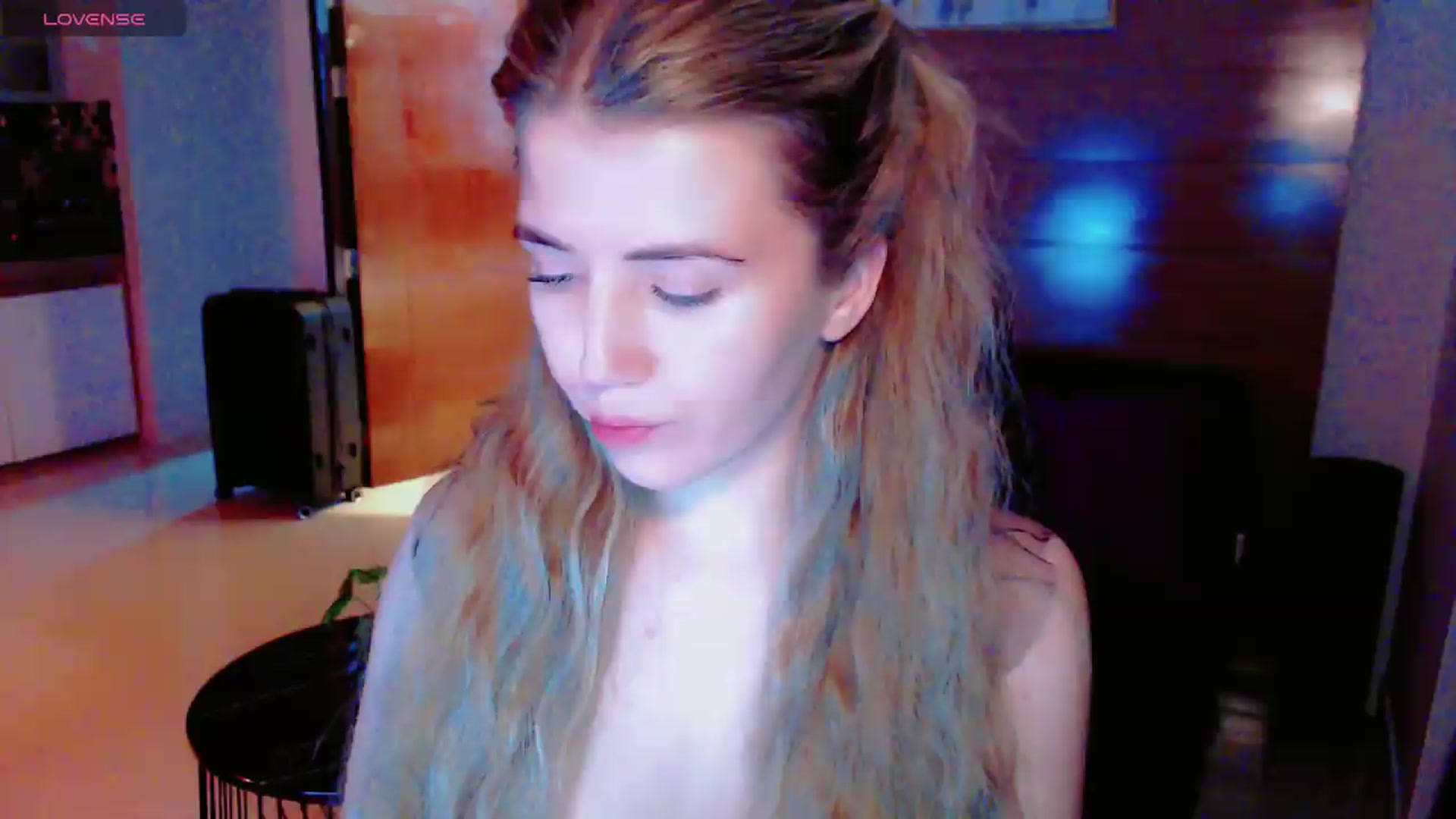 Gallery image thumbnail from KilianSou's myfreecams stream on, 08/23/2026, 10:46 image 7 of 20