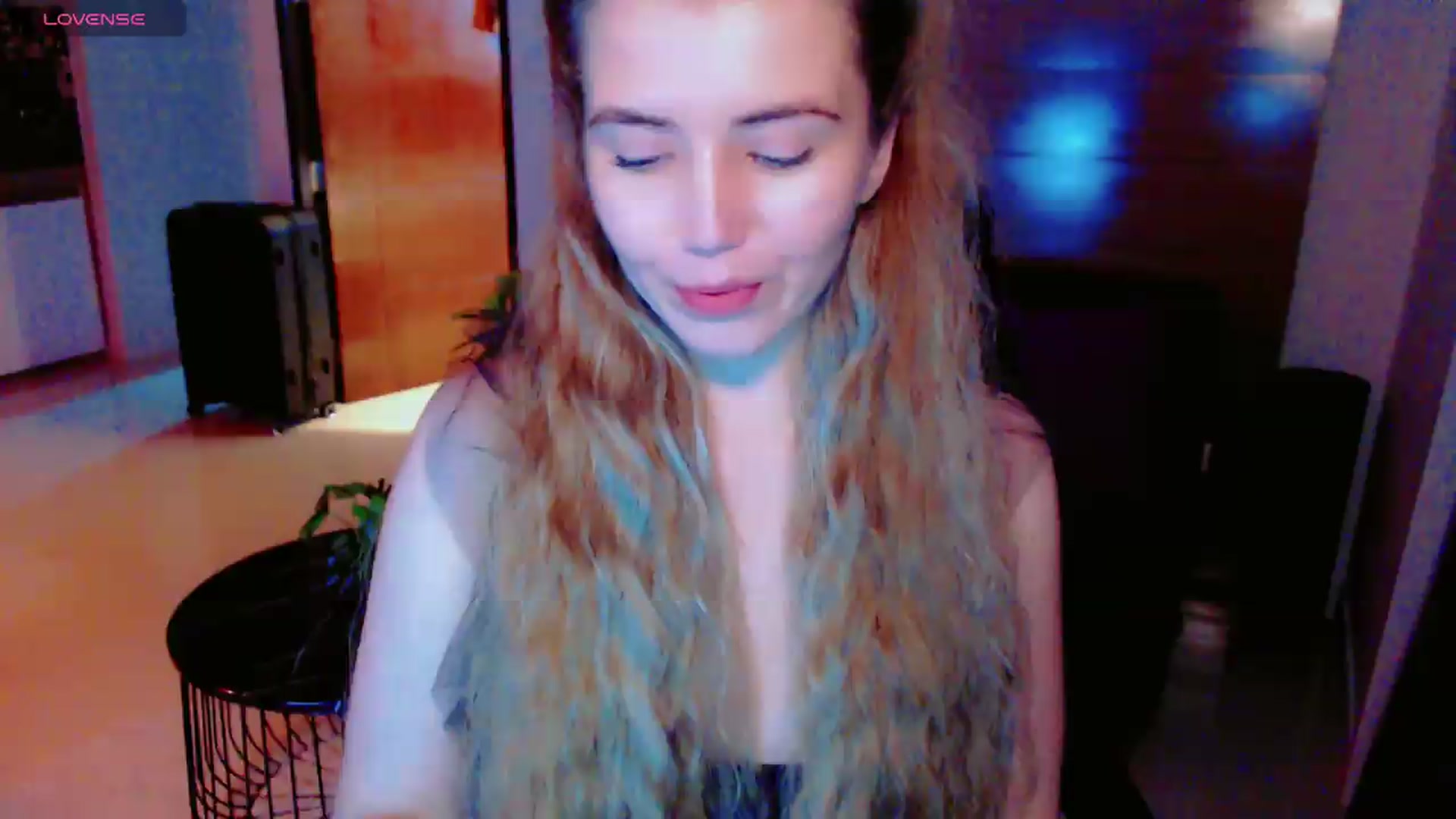 Gallery image thumbnail from KilianSou's myfreecams stream on, 08/23/2026, 10:46 image 5 of 20