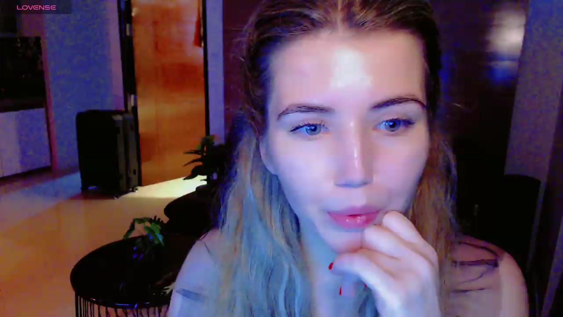 Gallery image thumbnail from KilianSou's myfreecams stream on, 08/23/2026, 10:46 image 18 of 20