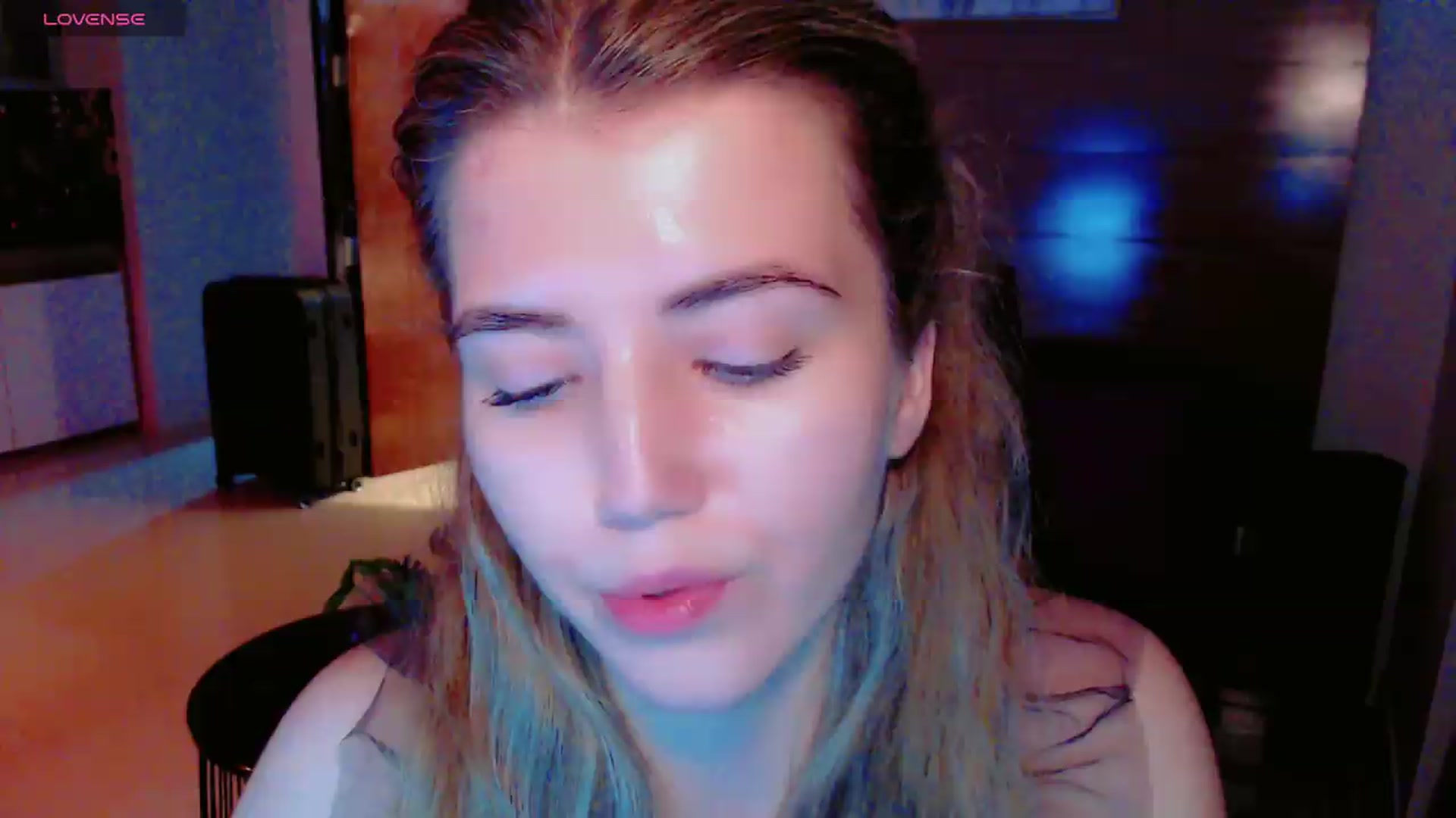 Gallery image thumbnail from KilianSou's myfreecams stream on, 08/23/2026, 10:46 image 16 of 20