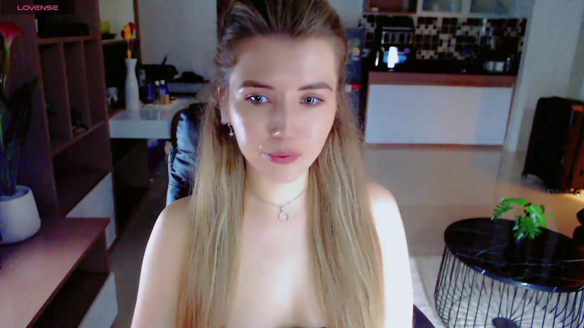 Gallery image thumbnail from KilianSou's myfreecams stream on, 09/03/2026, 05:48 image 11 of 20