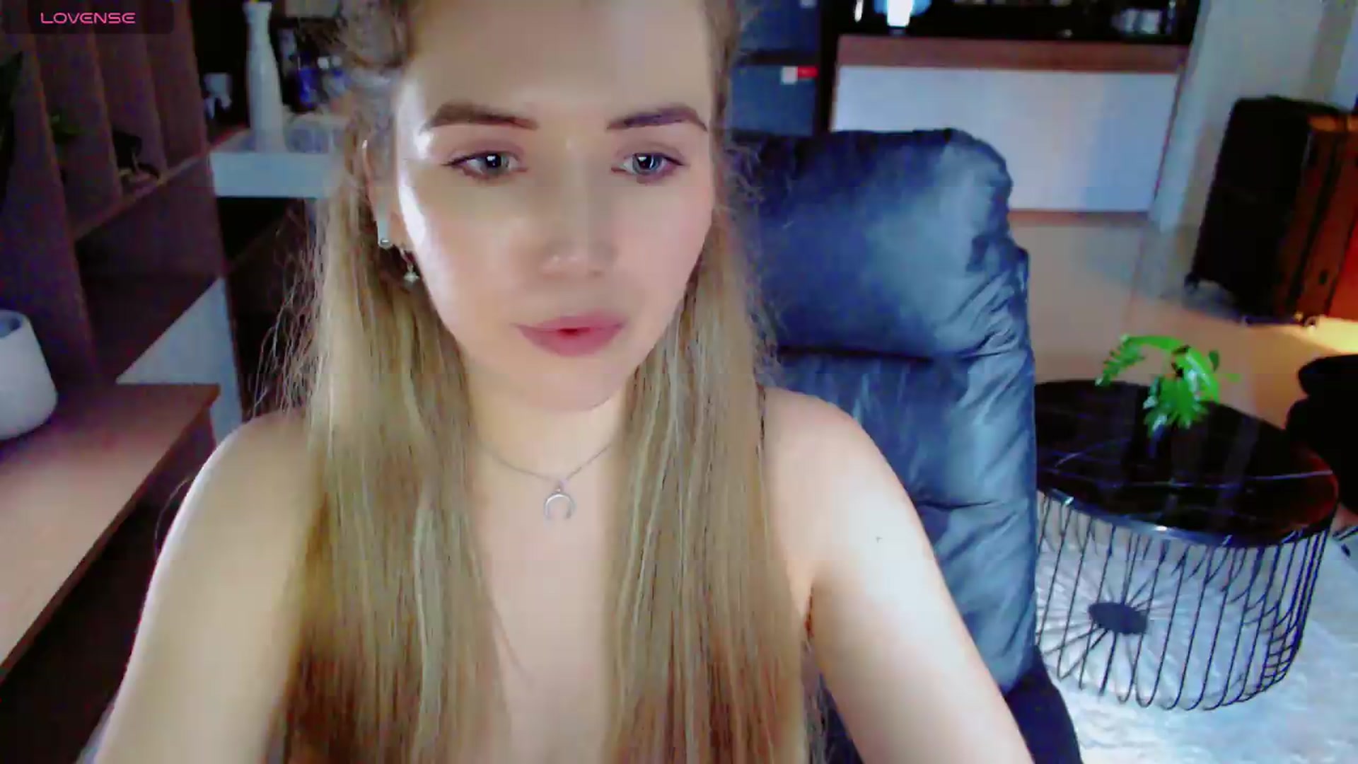 Gallery image thumbnail from KilianSou's myfreecams stream on, 09/03/2026, 06:39 image 4 of 20