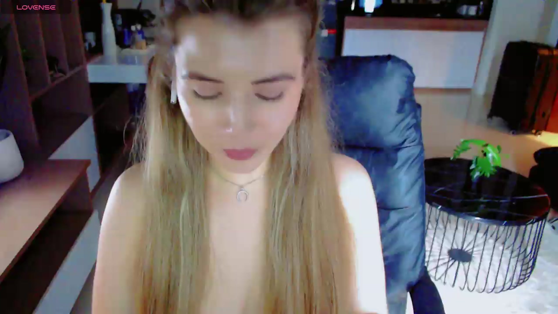 Gallery image thumbnail from KilianSou's myfreecams stream on, 09/03/2026, 06:39 image 1 of 20