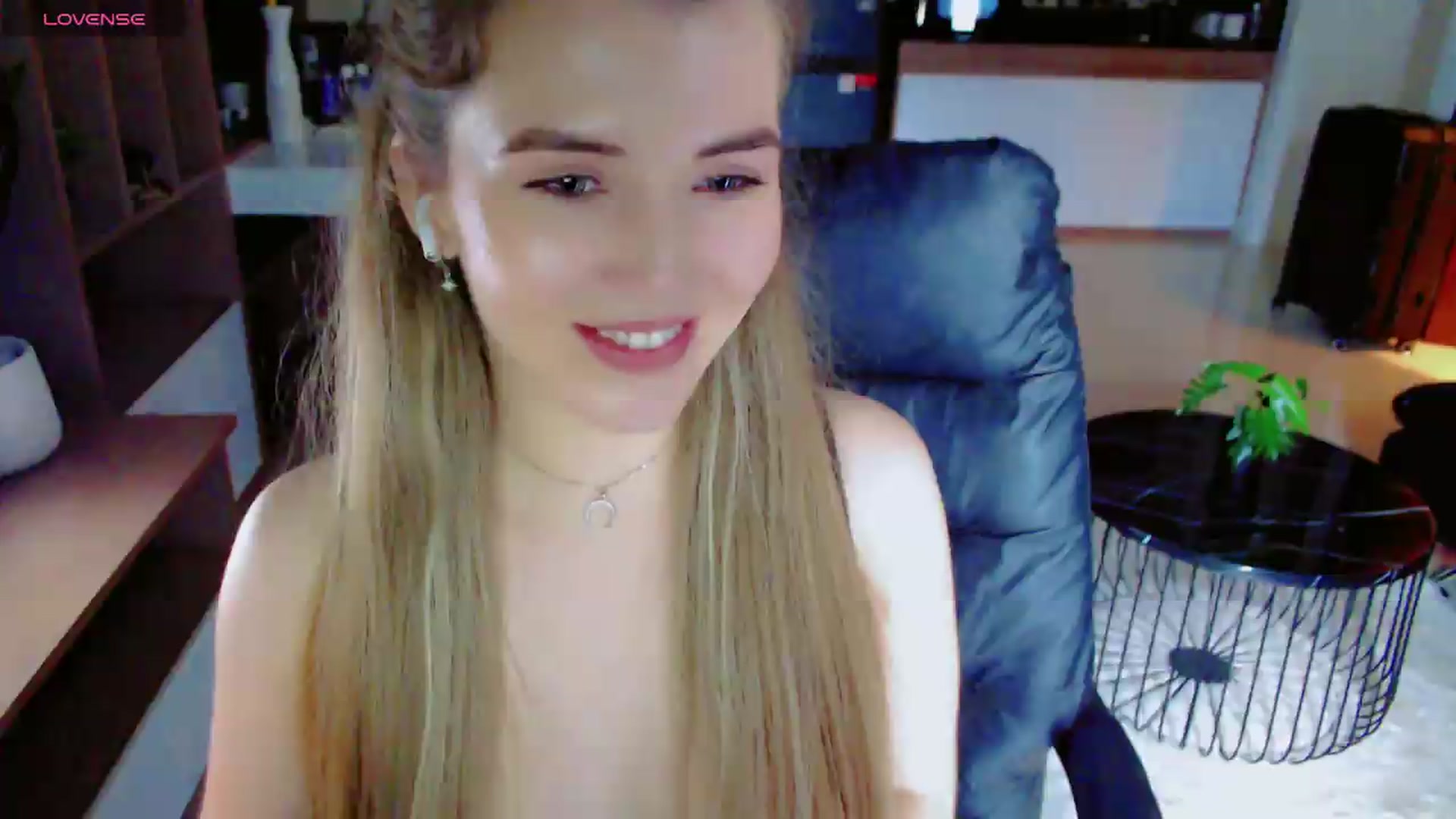 Gallery image thumbnail from KilianSou's myfreecams stream on, 09/03/2026, 06:39 image 2 of 20