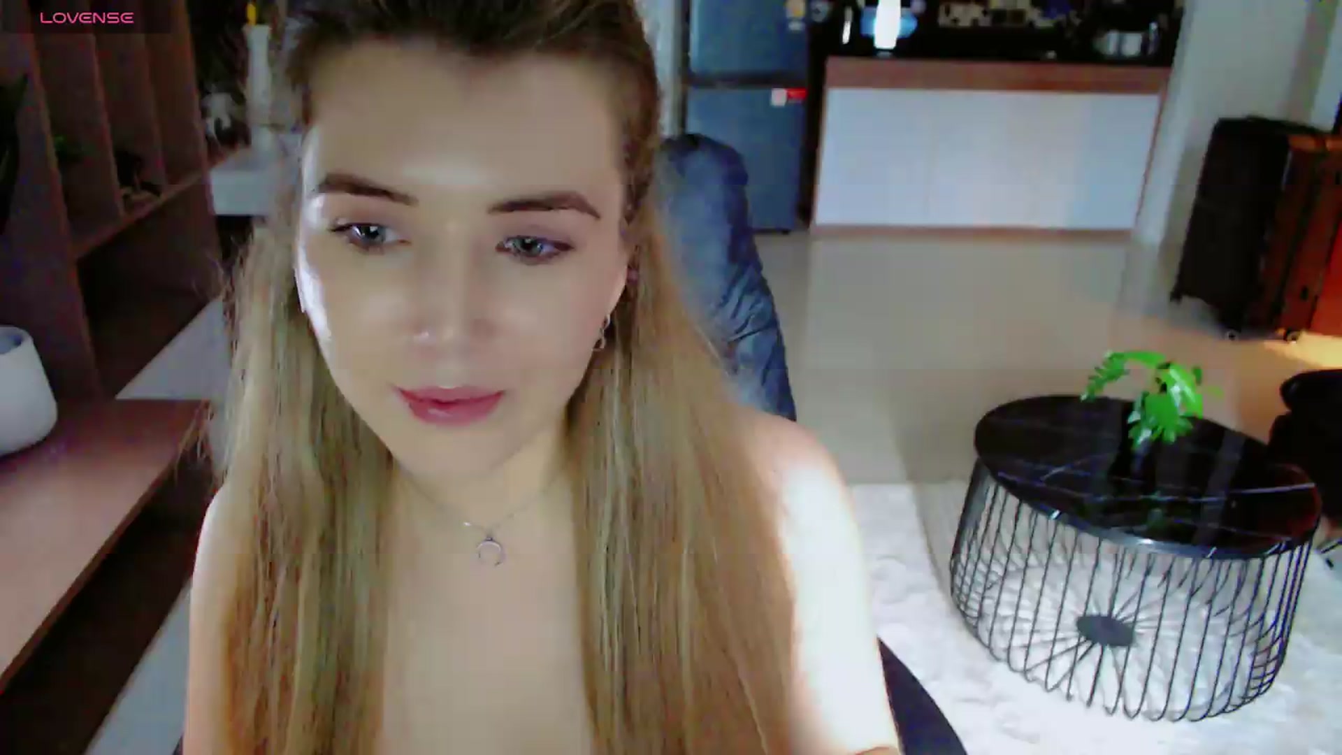 Gallery image thumbnail from KilianSou's myfreecams stream on, 09/03/2026, 06:39 image 14 of 20