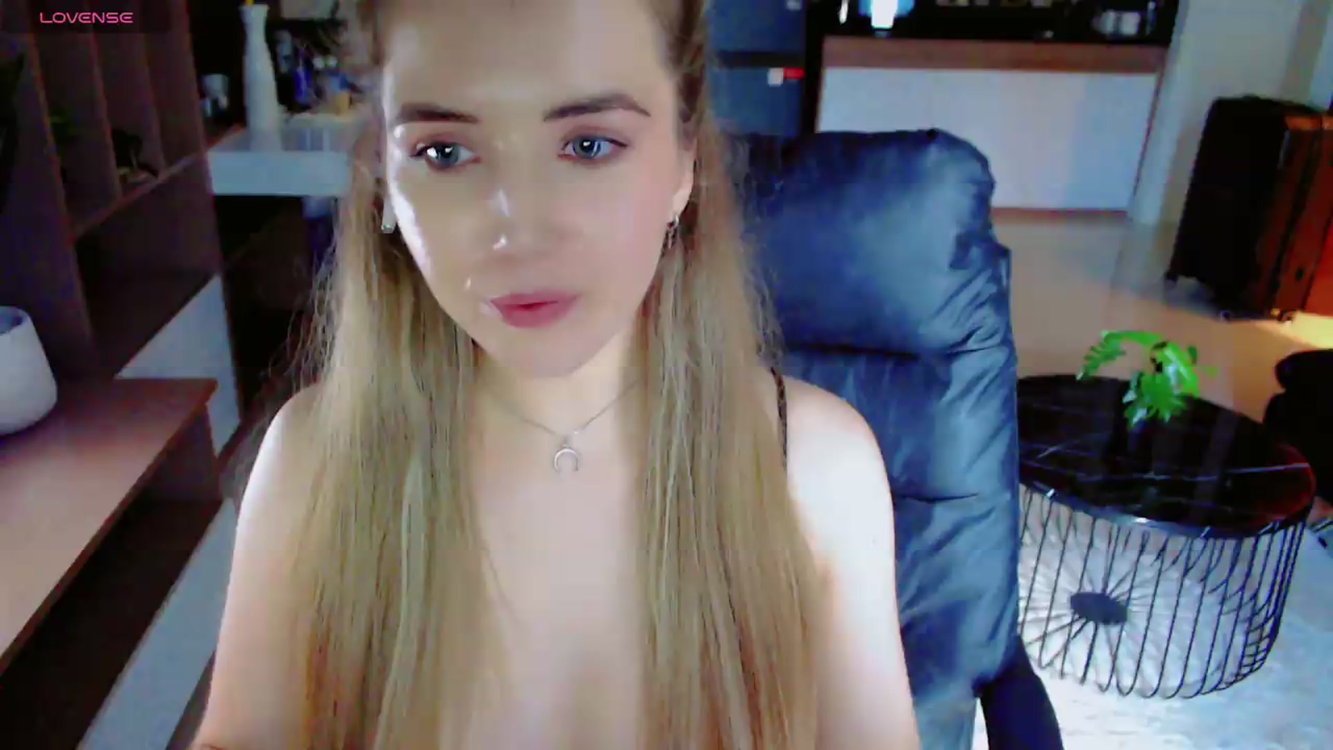 Gallery image thumbnail from KilianSou's myfreecams stream on, 09/03/2026, 06:39 image 5 of 20