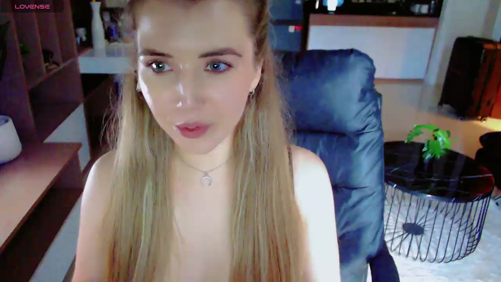 Gallery image thumbnail from KilianSou's myfreecams stream on, 09/03/2026, 06:39 image 3 of 20