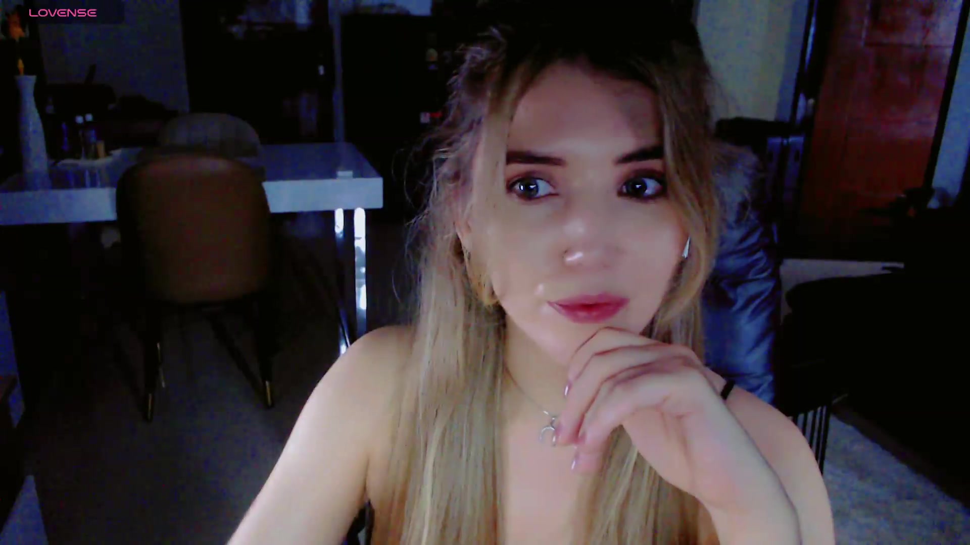 Gallery image thumbnail from KilianSou's myfreecams stream on, 09/03/2026, 10:10 image 11 of 20