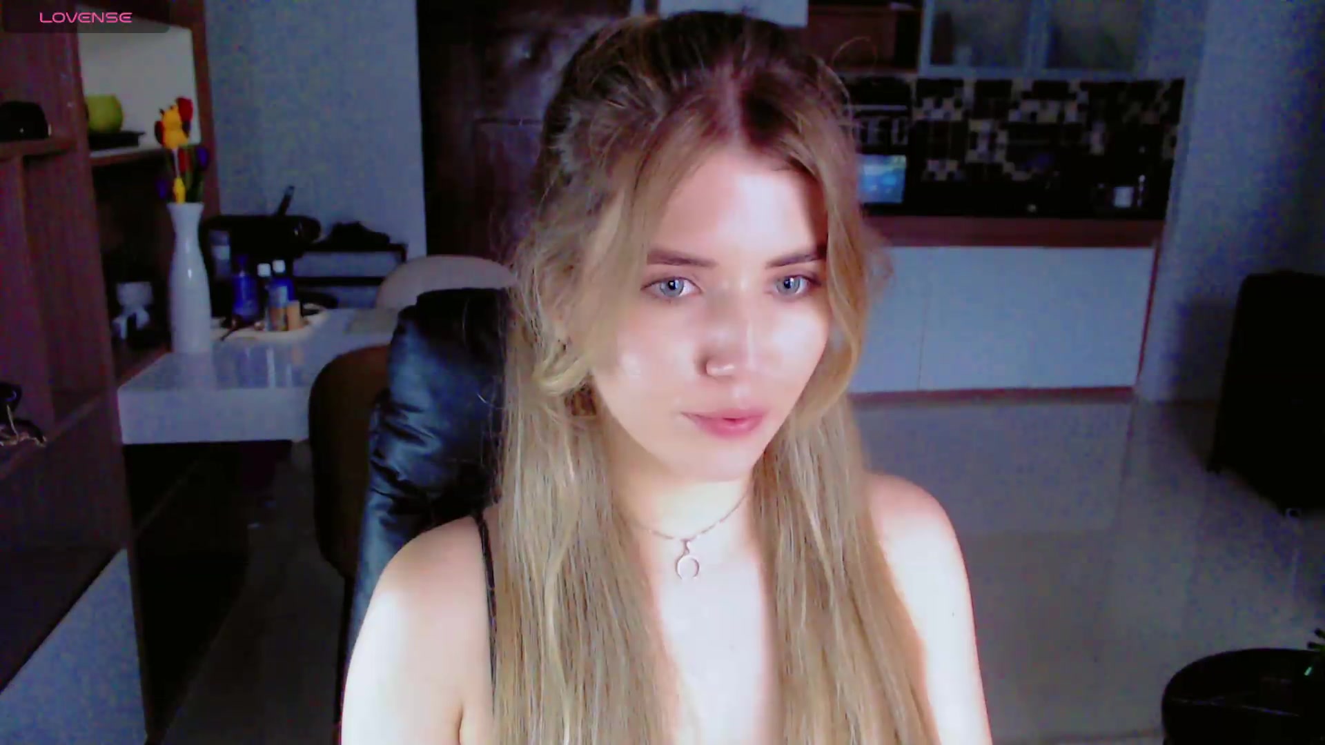 Gallery image thumbnail from KilianSou's myfreecams stream on, 09/03/2026, 10:10 image 20 of 20