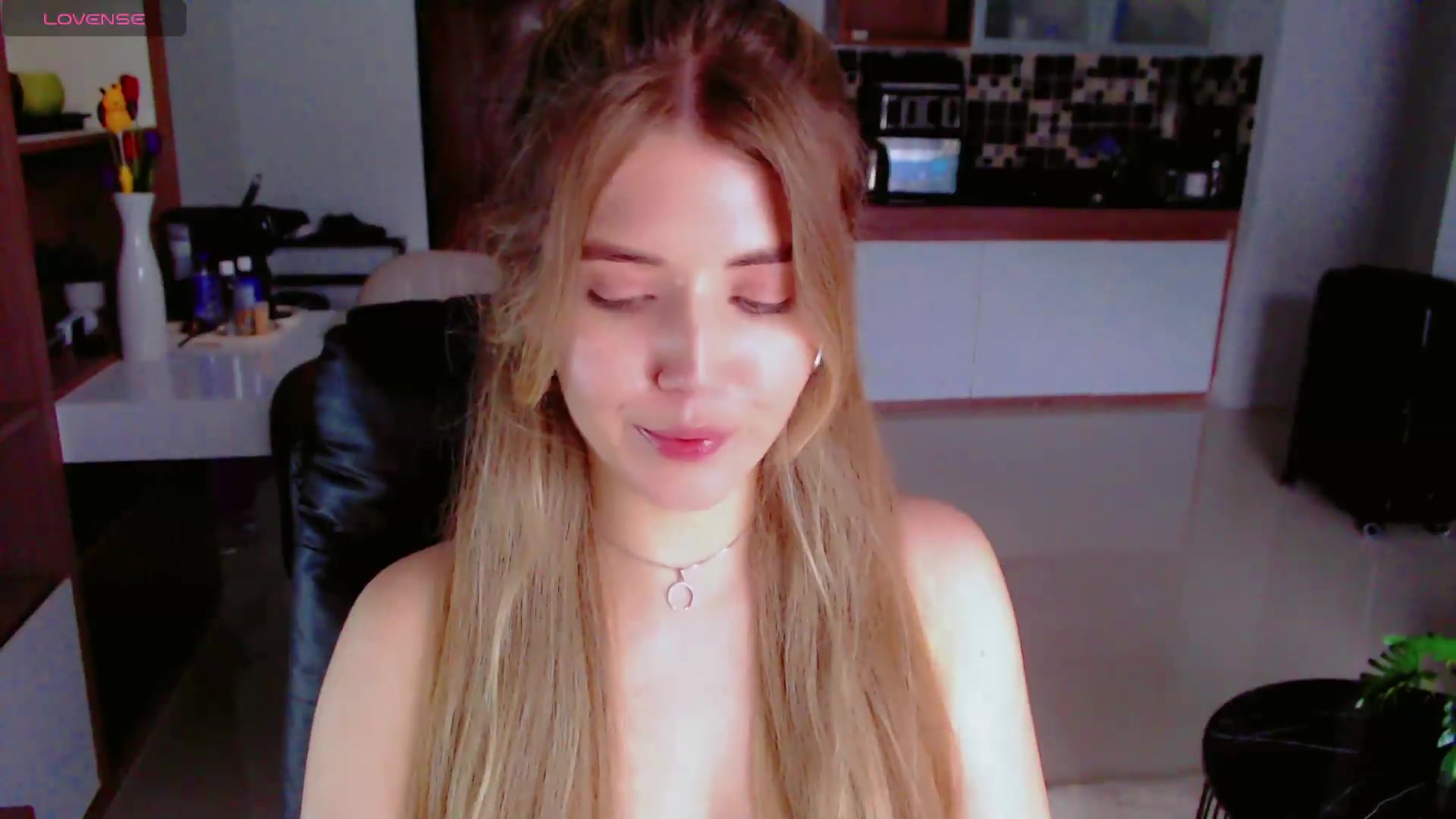 Gallery image thumbnail from KilianSou's myfreecams stream on, 09/03/2026, 10:10 image 15 of 20