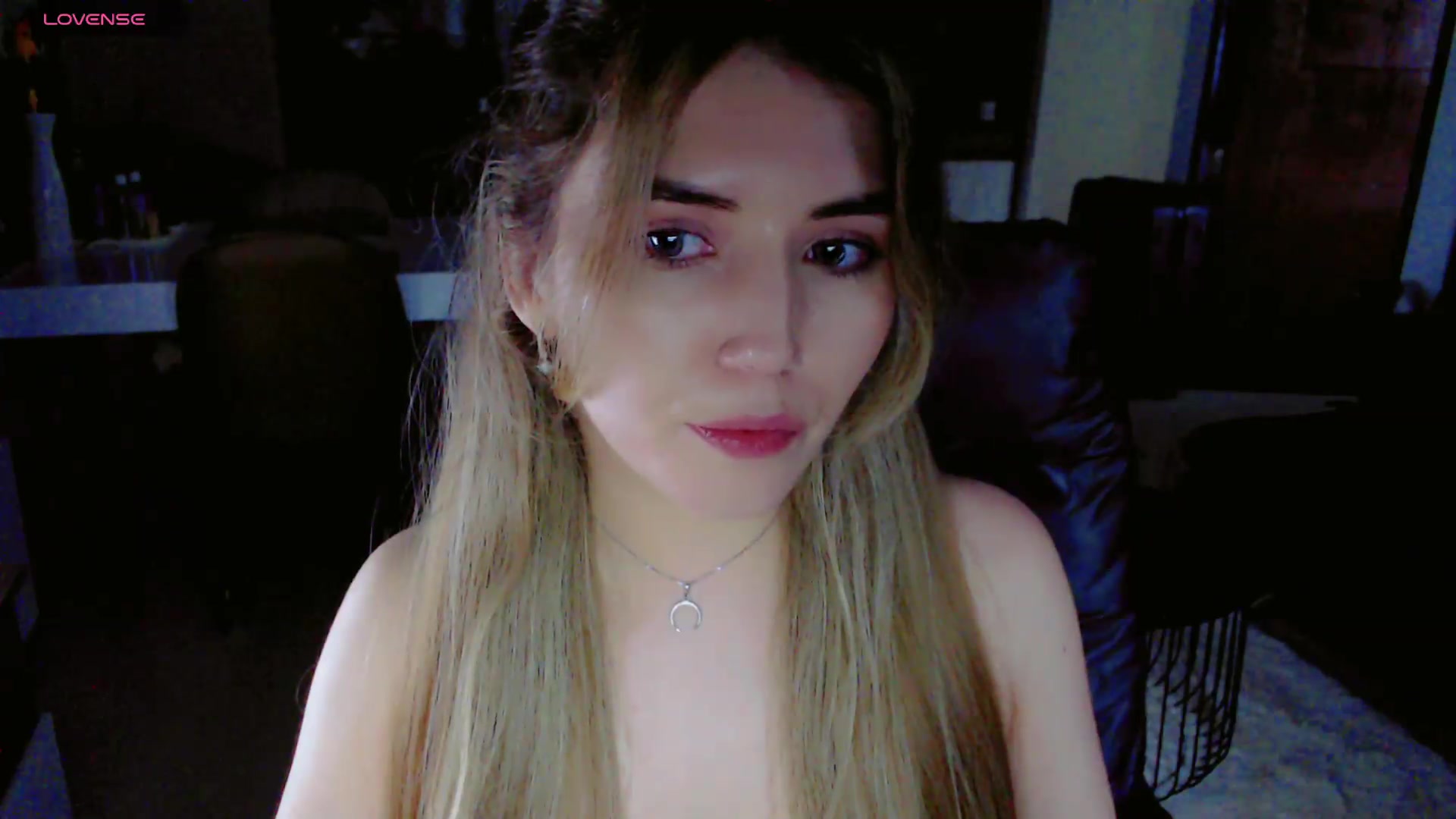 Gallery image thumbnail from KilianSou's myfreecams stream on, 09/03/2026, 10:10 image 12 of 20