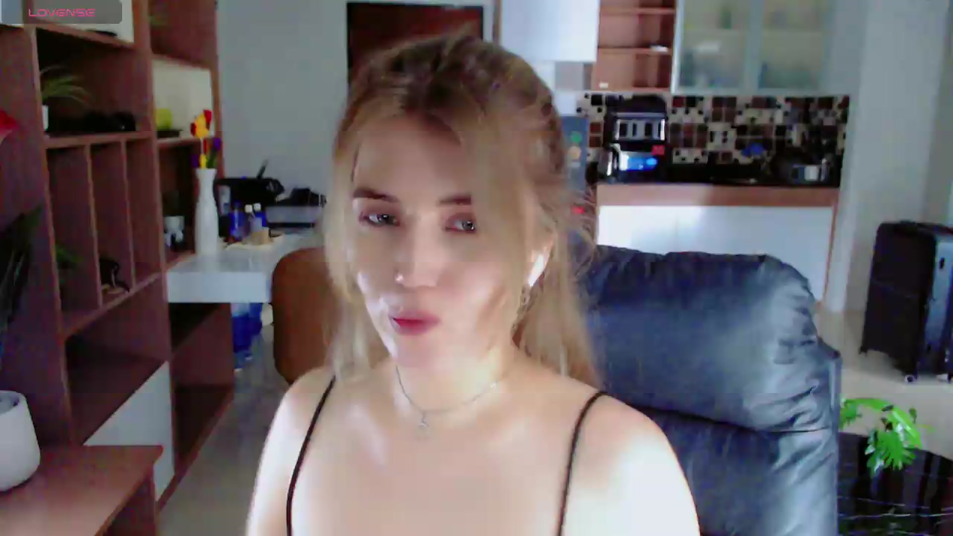 Gallery image thumbnail from KilianSou's myfreecams stream on, 09/03/2026, 10:10 image 1 of 20