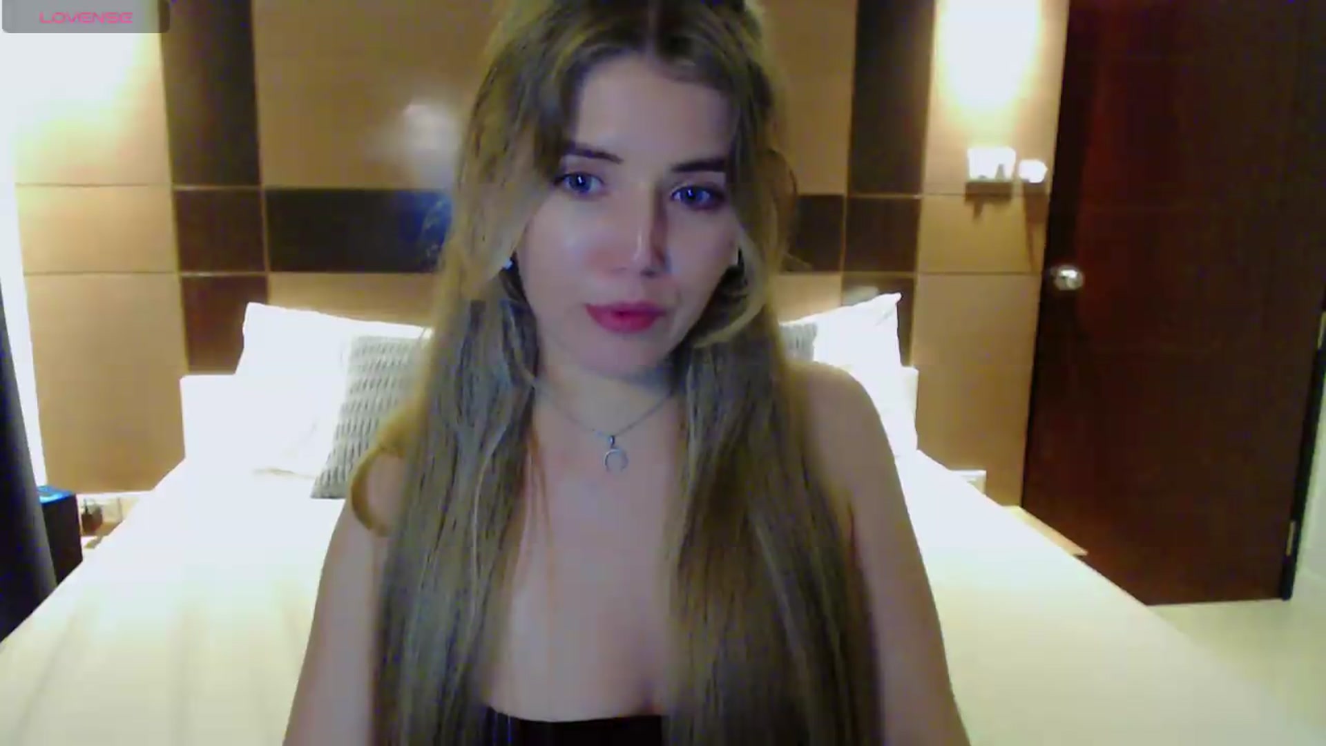 Gallery image thumbnail from KilianSou's myfreecams stream on, 09/03/2026, 14:16 image 8 of 20