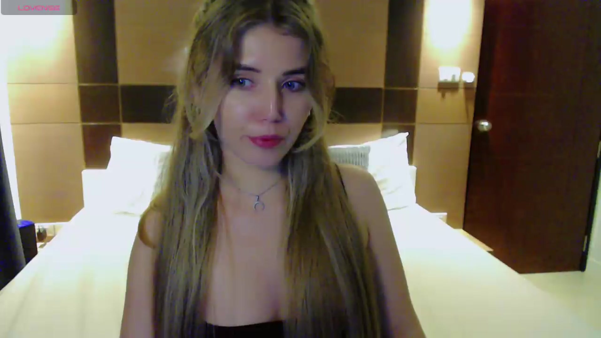 Gallery image thumbnail from KilianSou's myfreecams stream on, 09/03/2026, 14:16 image 9 of 20