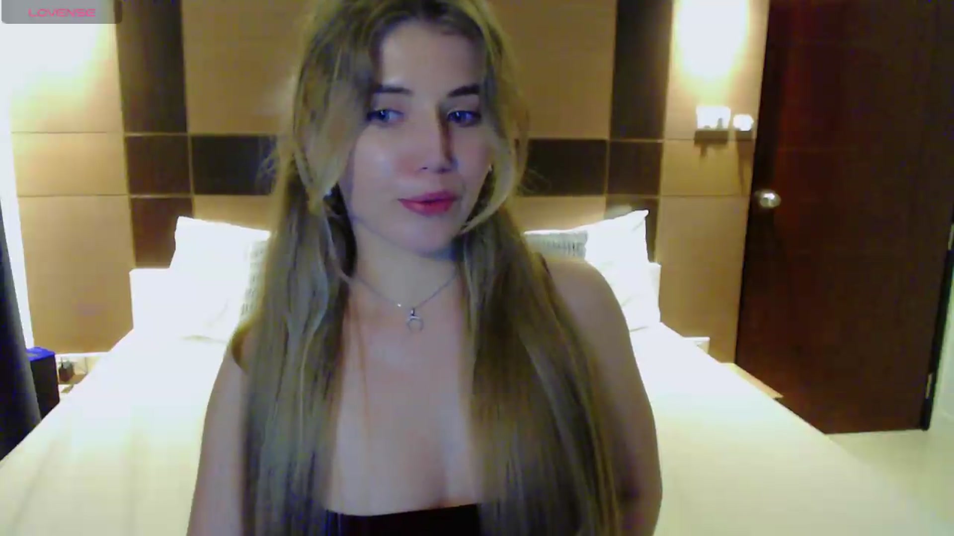 Gallery image thumbnail from KilianSou's myfreecams stream on, 09/03/2026, 14:16 image 7 of 20