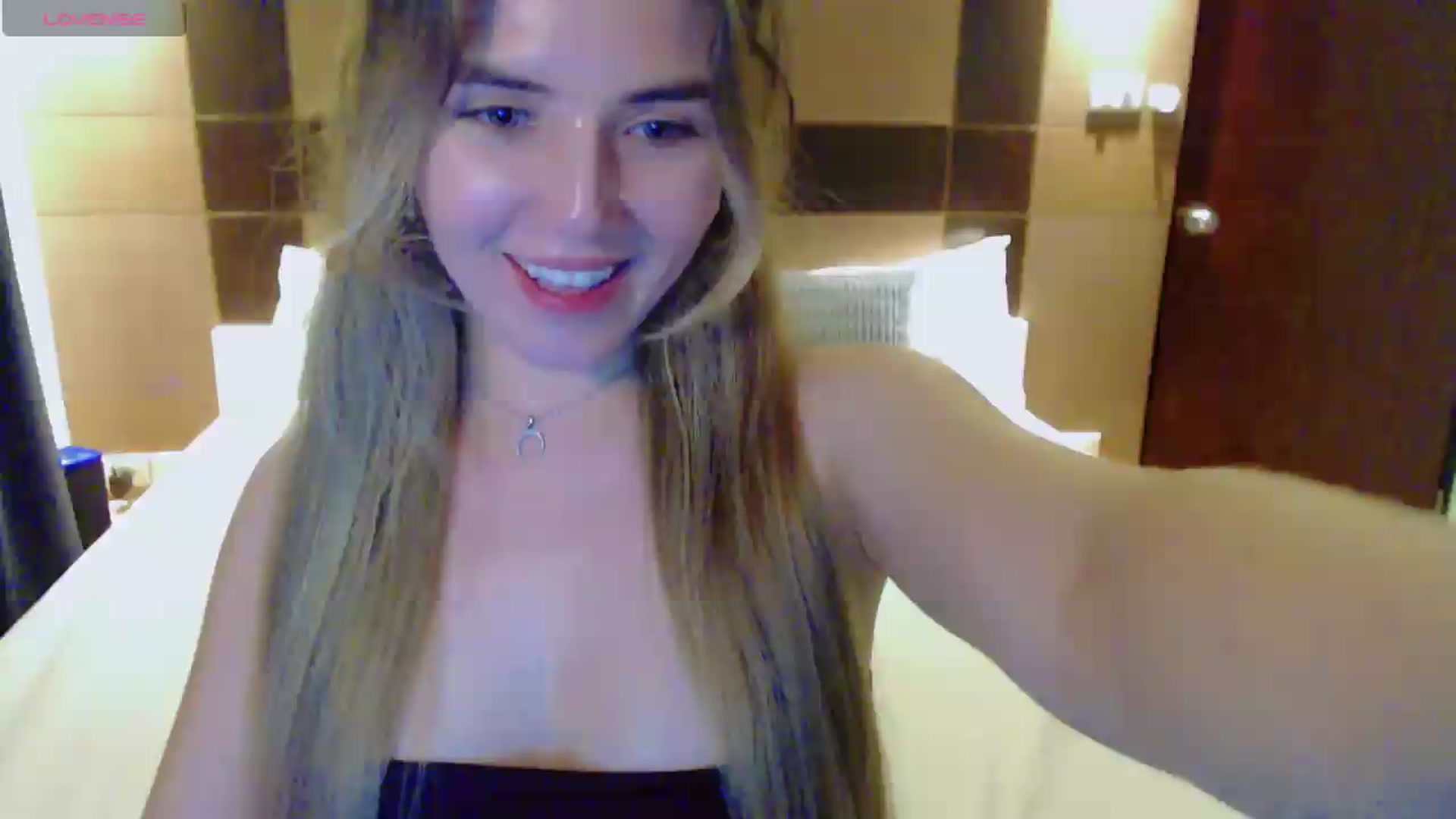 Gallery image thumbnail from KilianSou's myfreecams stream on, 09/03/2026, 15:59 image 6 of 20