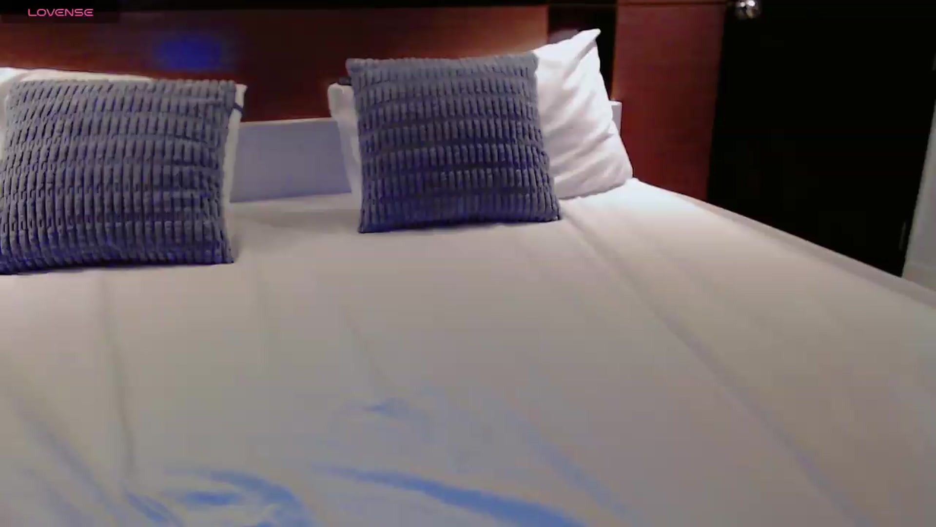 Gallery image thumbnail from KilianSou's myfreecams stream on, 09/03/2026, 16:57 image 17 of 20