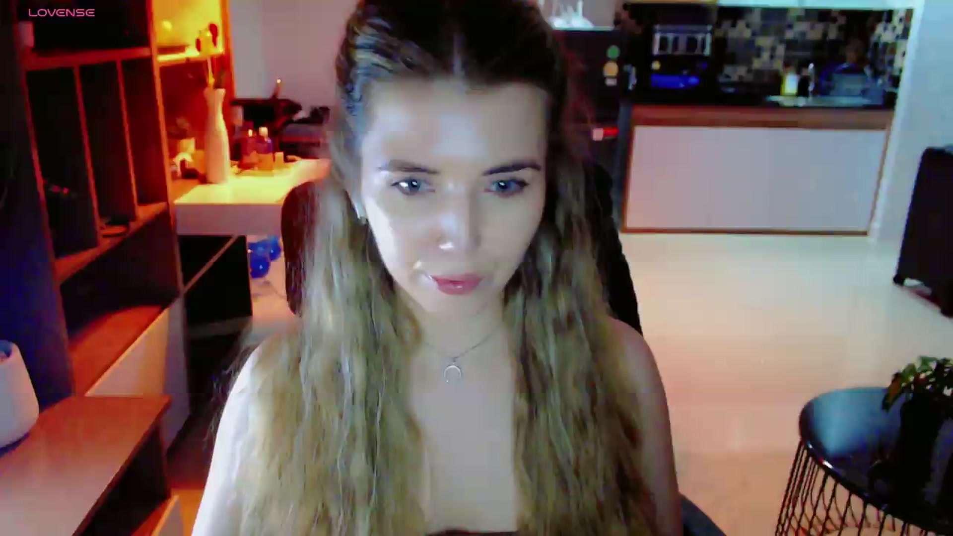 Gallery image thumbnail from KilianSou's myfreecams stream on, 09/04/2026, 07:15 image 19 of 20