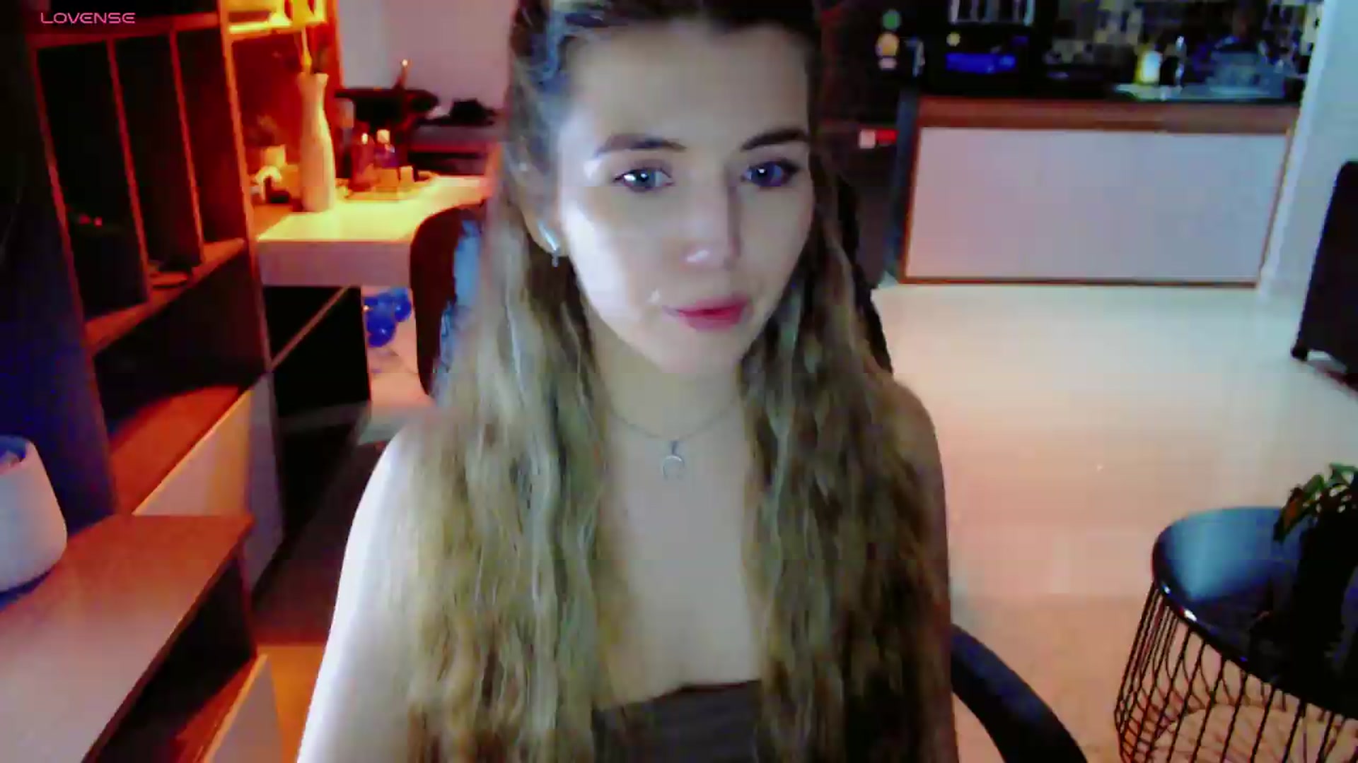 Gallery image thumbnail from KilianSou's myfreecams stream on, 09/04/2026, 07:15 image 13 of 20