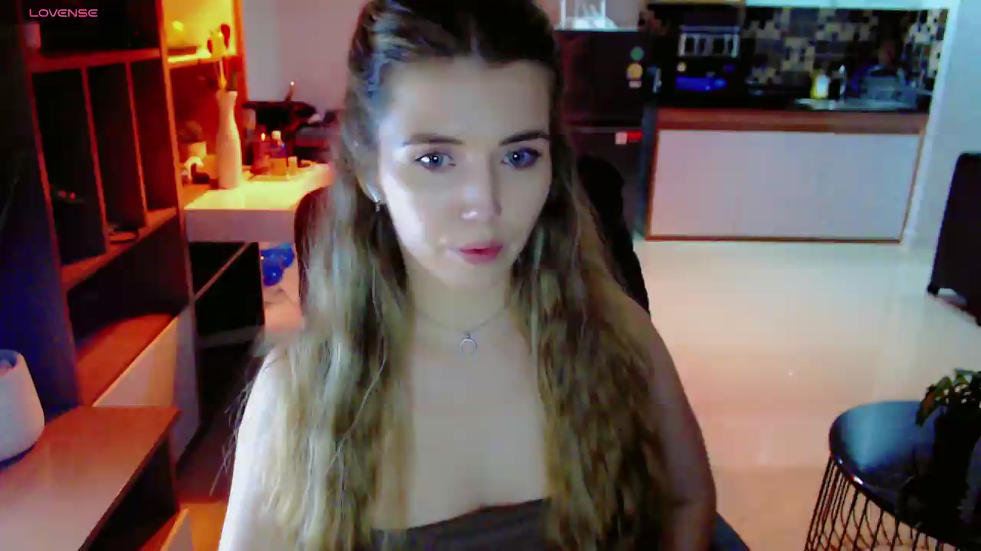 Gallery image thumbnail from KilianSou's myfreecams stream on, 09/04/2026, 07:15 image 14 of 20