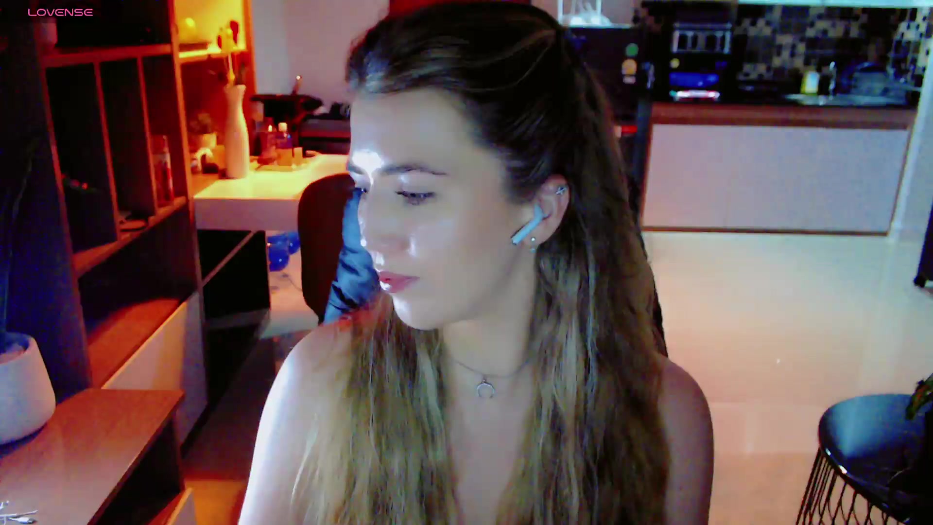 Gallery image thumbnail from KilianSou's myfreecams stream on, 09/04/2026, 09:25 image 16 of 20
