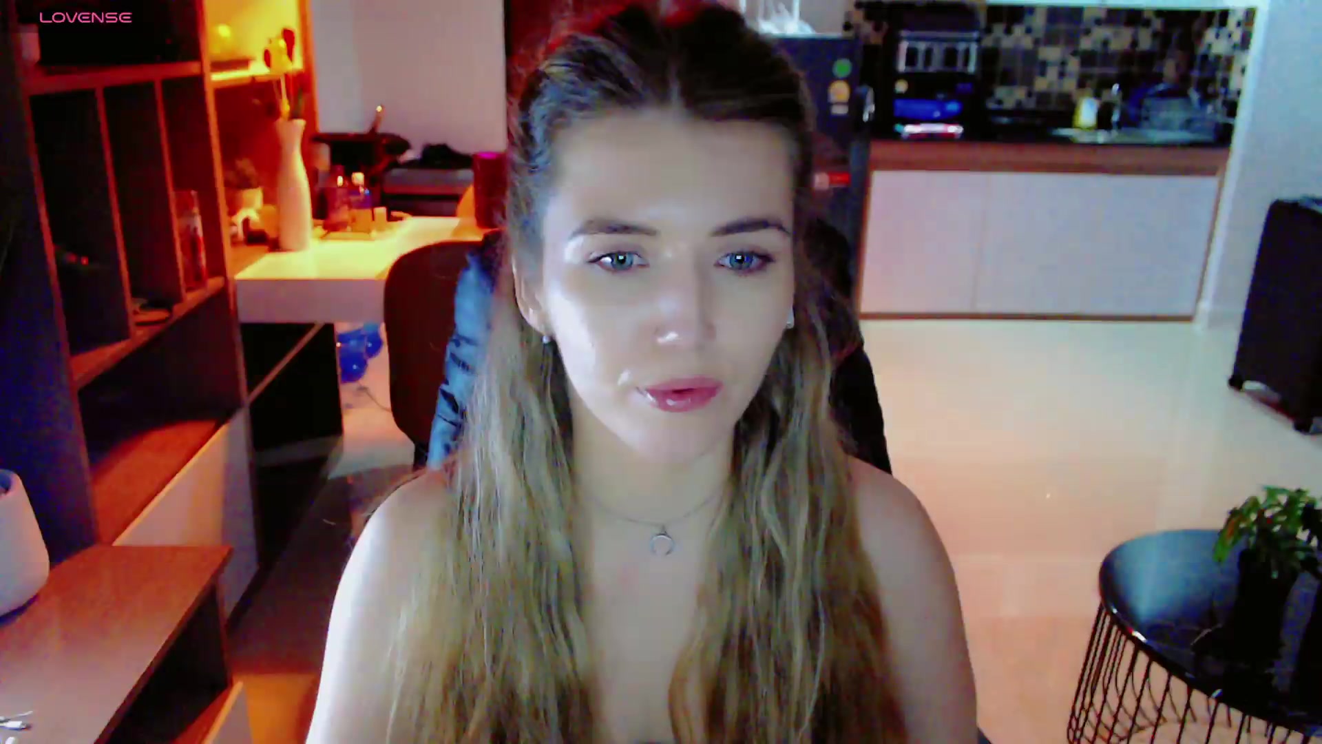 Gallery image thumbnail from KilianSou's myfreecams stream on, 09/04/2026, 09:25 image 12 of 20