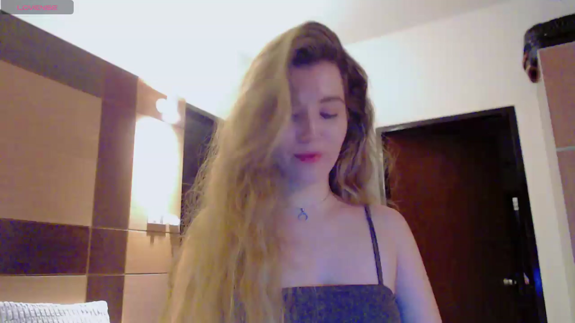Gallery image thumbnail from KilianSou's myfreecams stream on, 09/04/2026, 14:12 image 18 of 20