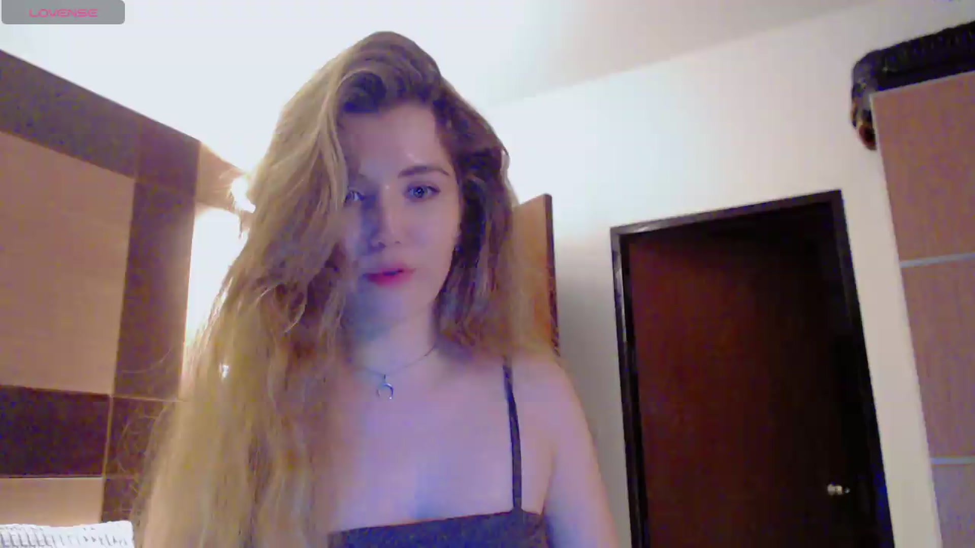 Gallery image thumbnail from KilianSou's myfreecams stream on, 09/04/2026, 14:12 image 12 of 20